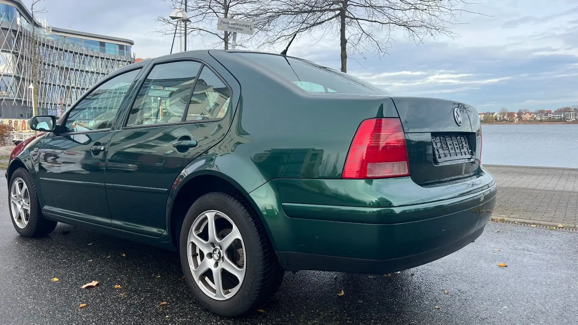 Volkswagen Bora HU NEU AUTOMATIK Grün - 2