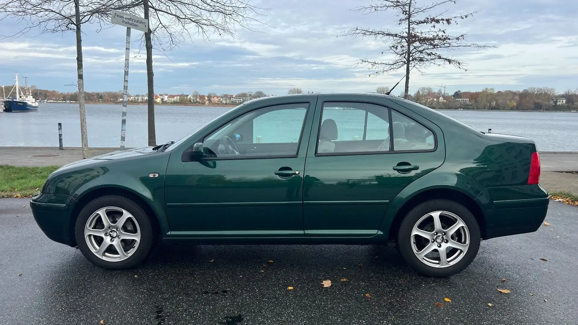 Volkswagen Bora HU NEU AUTOMATIK Grün - 1