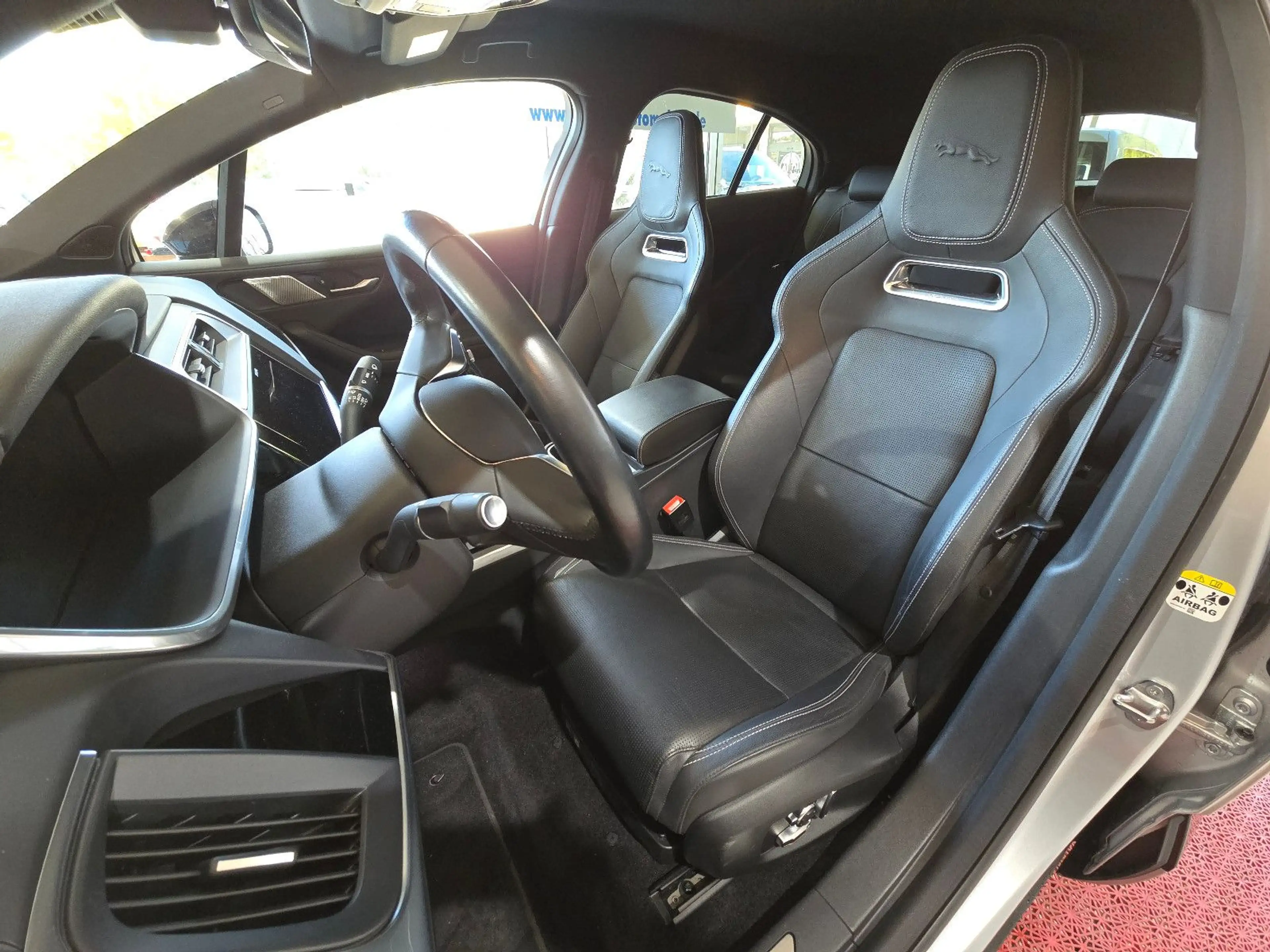 Jaguar I-Pace I-PACE S+PERFORMANCE SITZ+HEAD UP+MATRIX+KEYLESS — photo 8