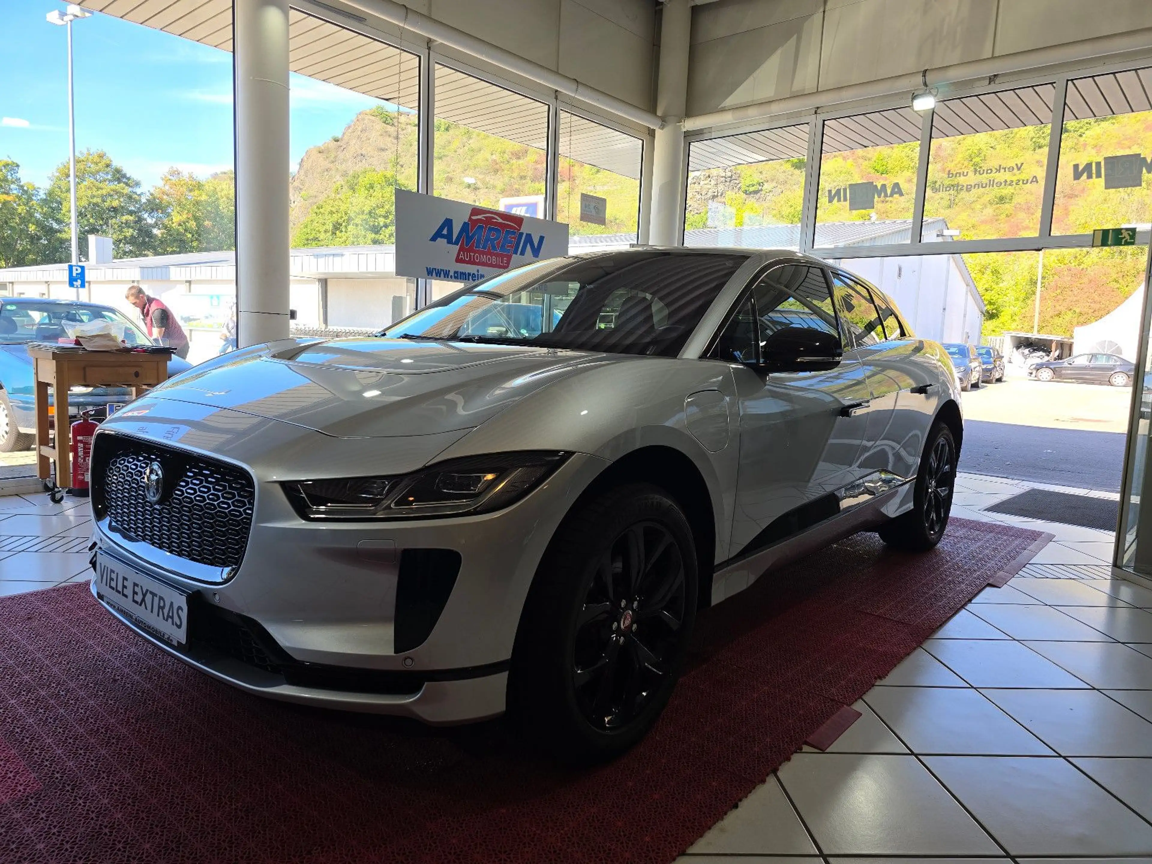 Jaguar I-Pace I-PACE S+PERFORMANCE SITZ+HEAD UP+MATRIX+KEYLESS — photo 3