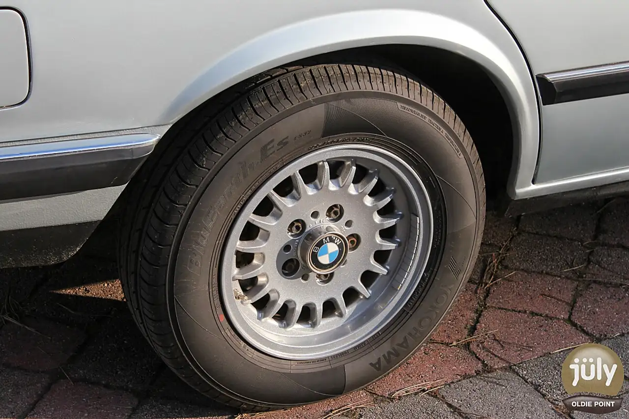 BMW 528 i aus Sammlerhand, foto 12