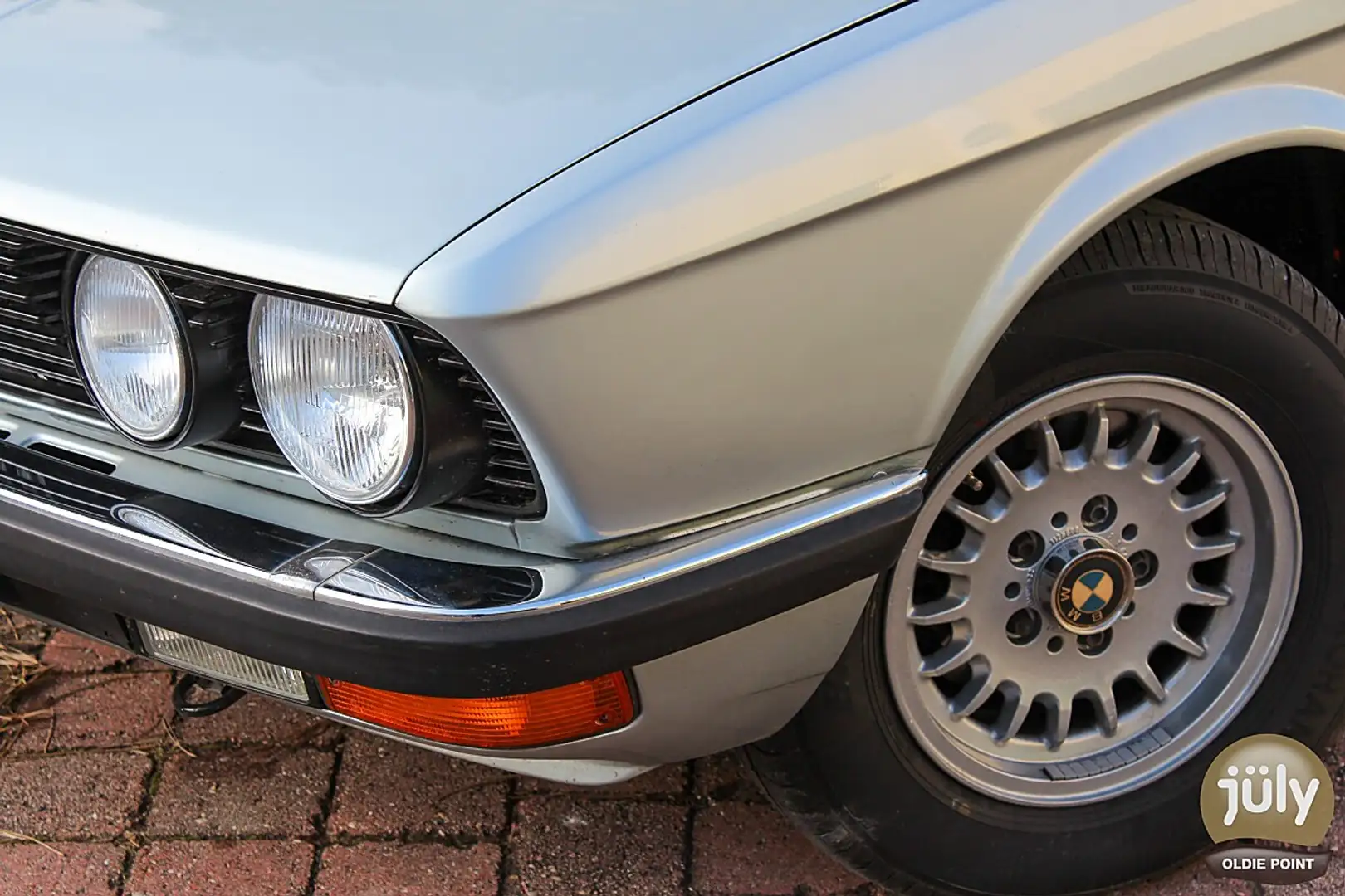BMW 528 i aus Sammlerhand Blau - 2