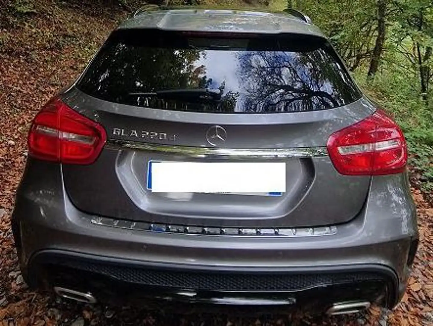 Mercedes-Benz GLA 220 Classe GLA 220 d Fascination 7-G DCT A Gris - 2
