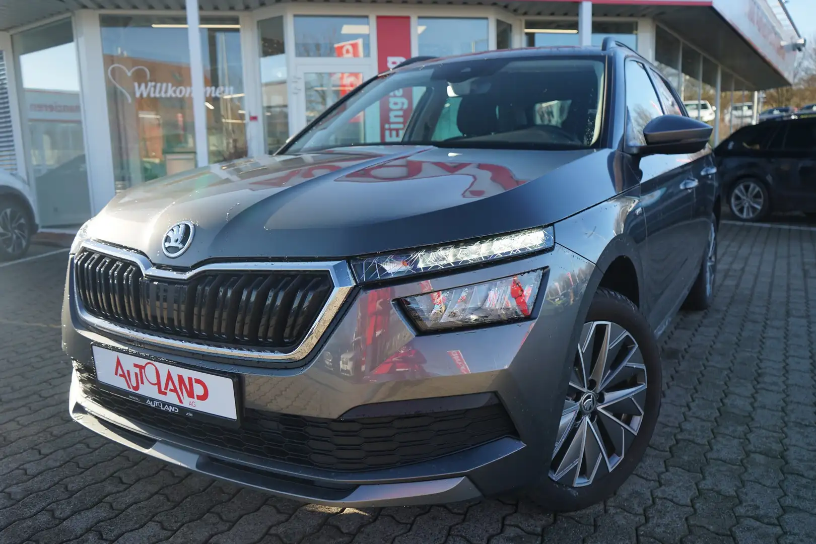 Skoda Kamiq 1.0 Active LED ACC SmartLink Sitzheizung Grau - 2