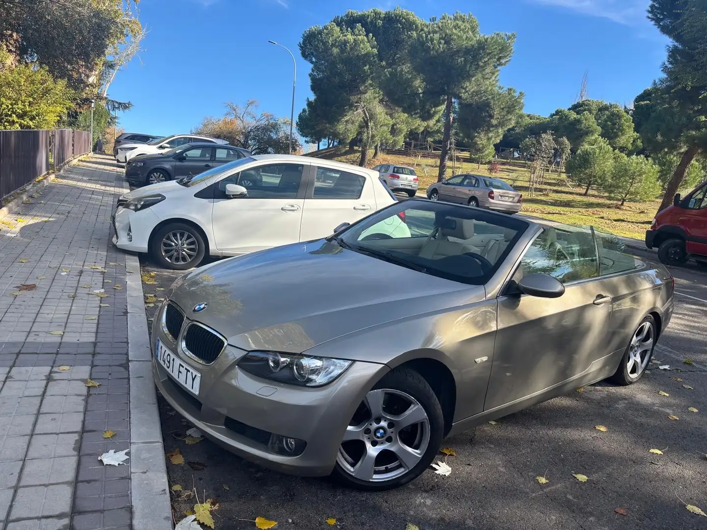 BMW 320 320i Cabrio Or - 1