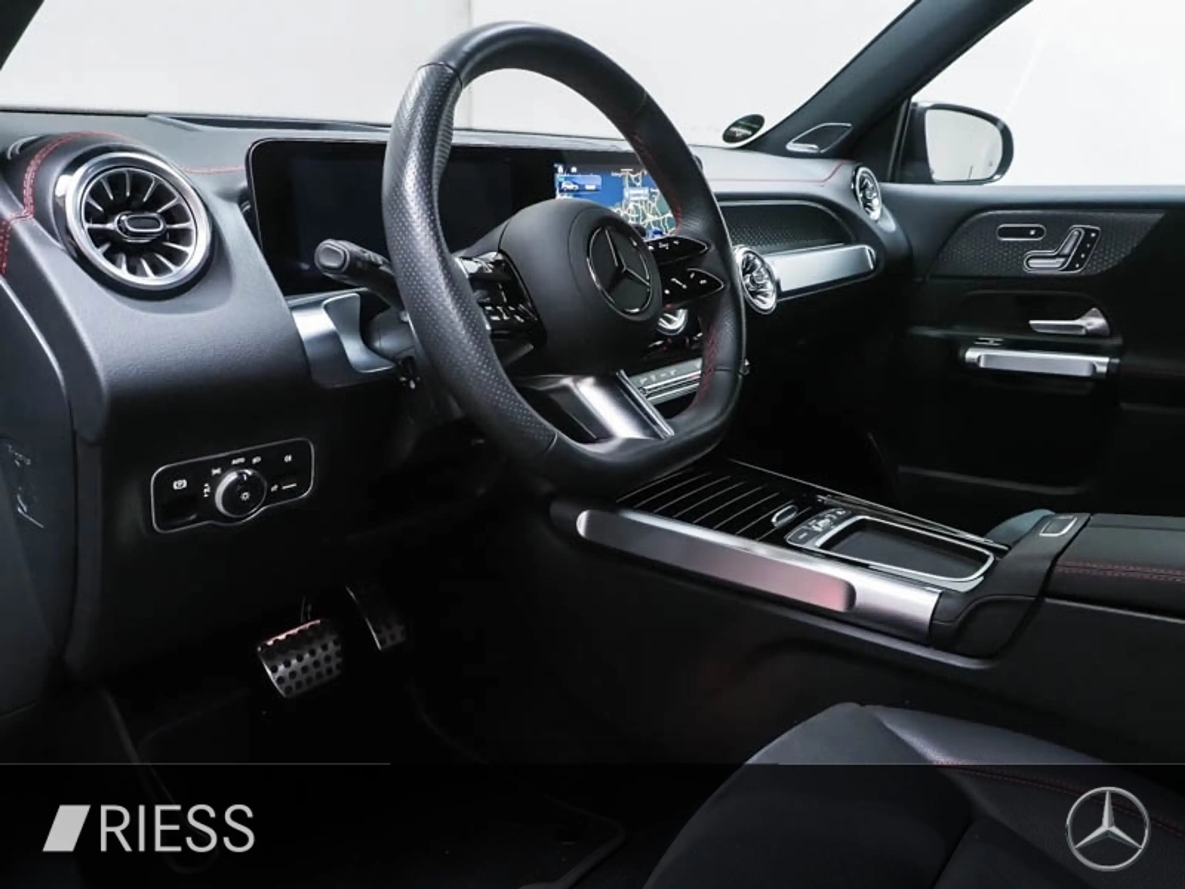 Mercedes-Benz EQB 350 4M AMG Sport Night Prem HUD Pano Distr W-Pa — photo 6