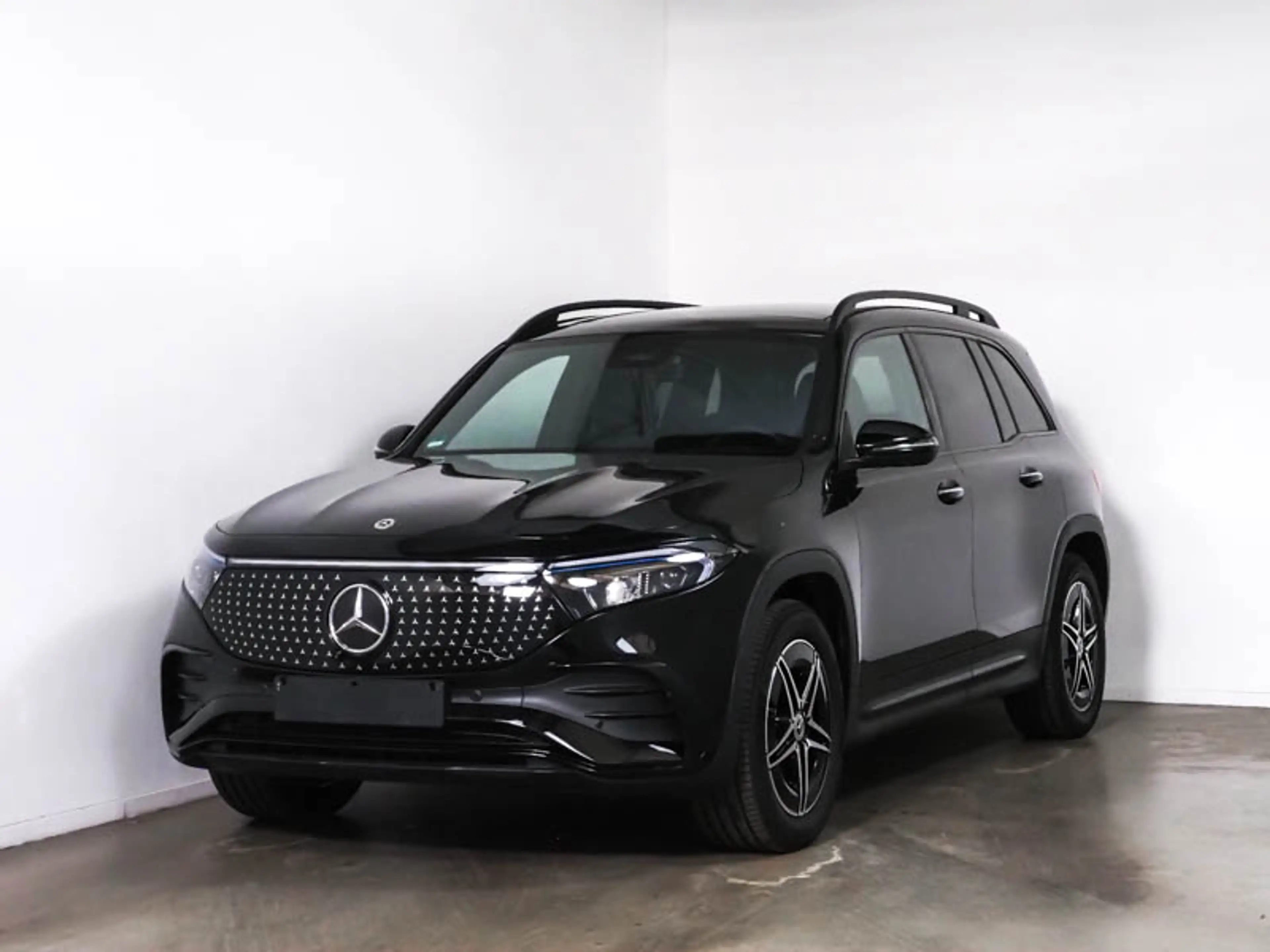Mercedes-Benz EQB 350 4M AMG Sport Night Prem HUD Pano Distr W-Pa — photo 2