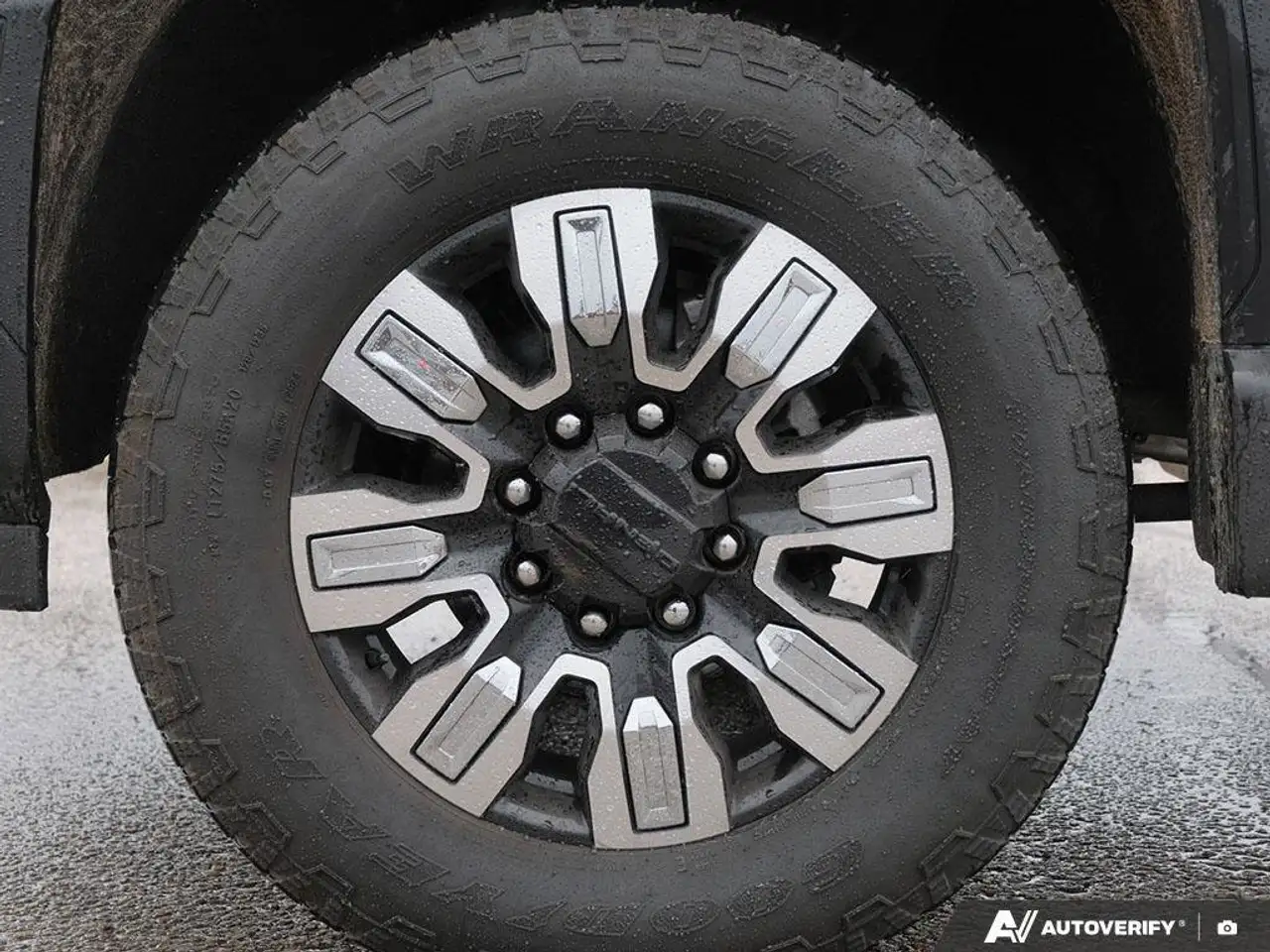 GMC Sierra 2500HD снимка GMC Sierra 2500HD