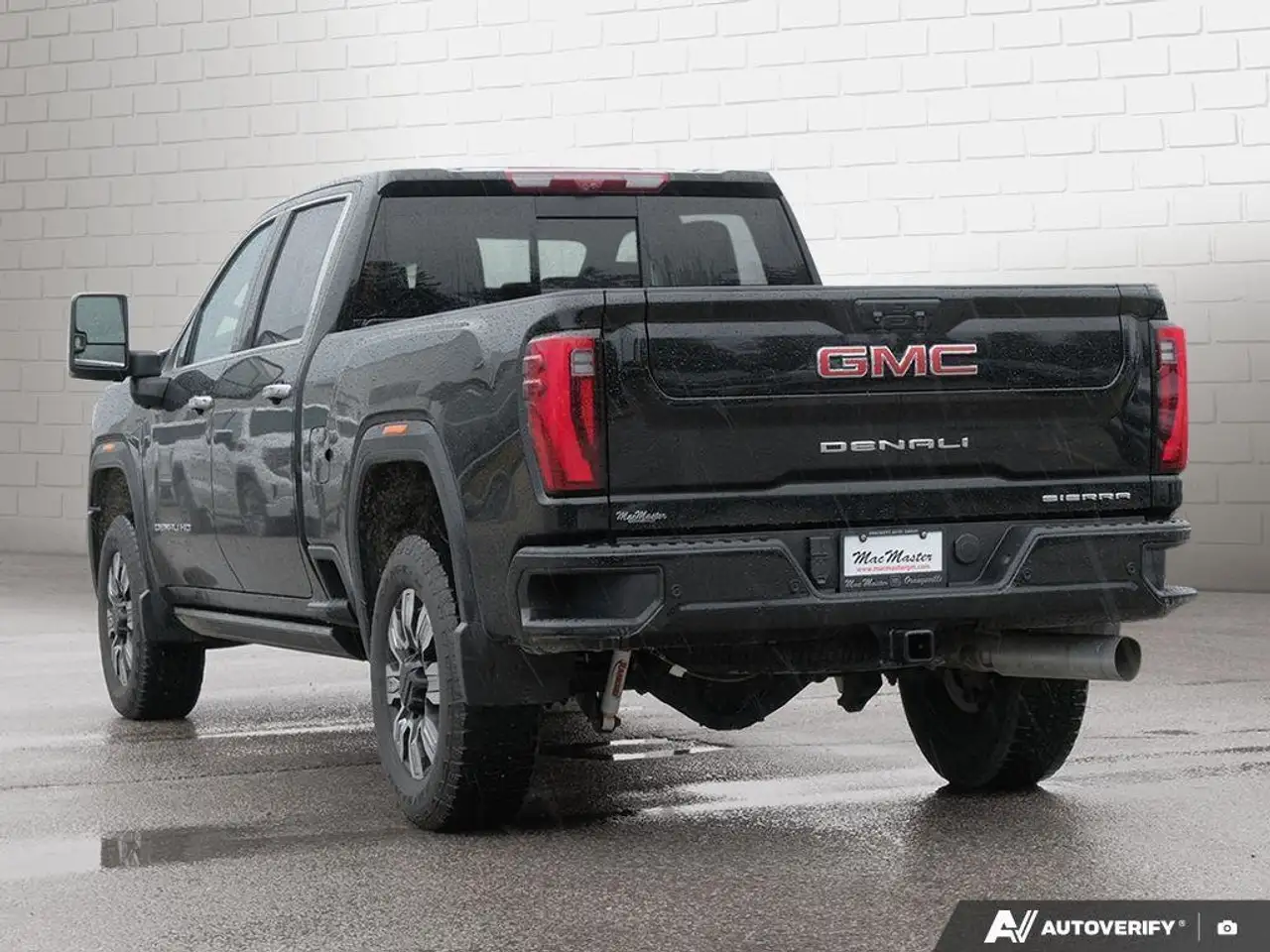 GMC Sierra 2500HD снимка GMC Sierra 2500HD