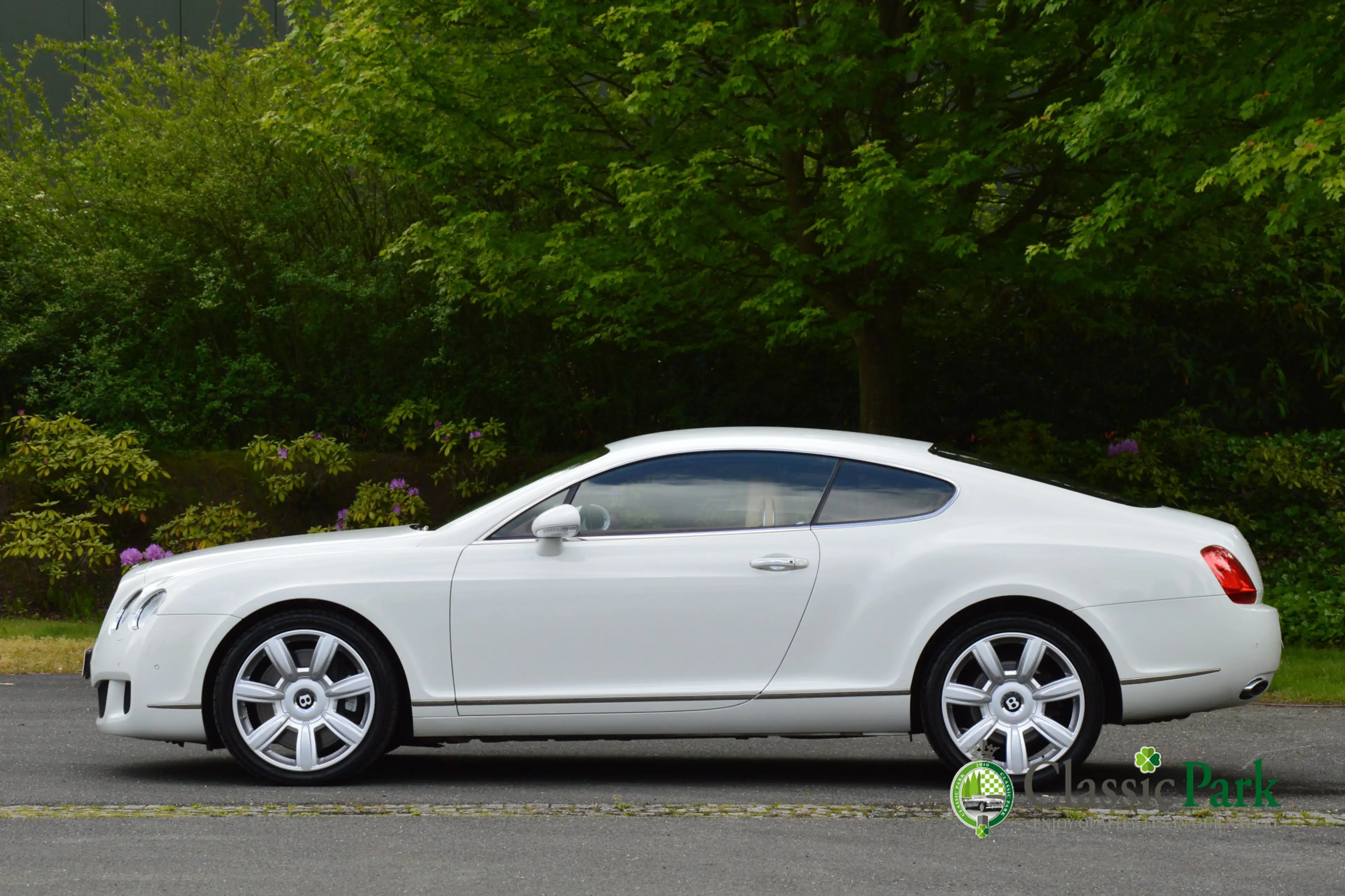 Bentley Continental GT 6.0 W12 — photo 2