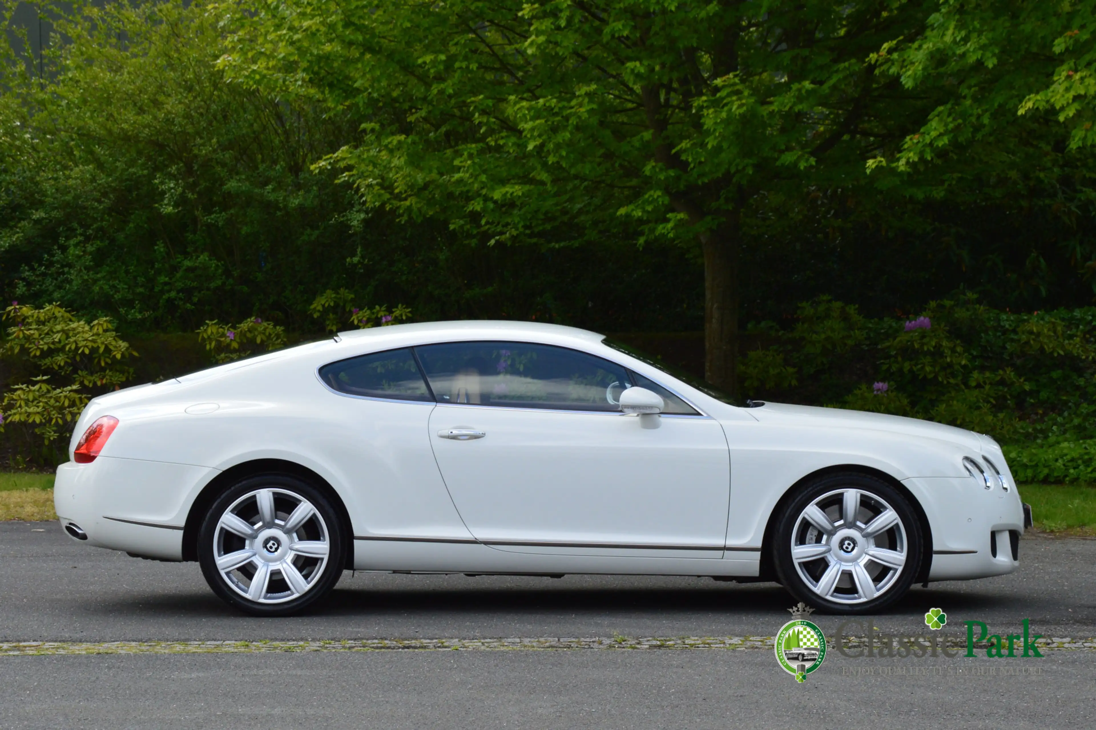 Bentley Continental GT 6.0 W12 — photo 6