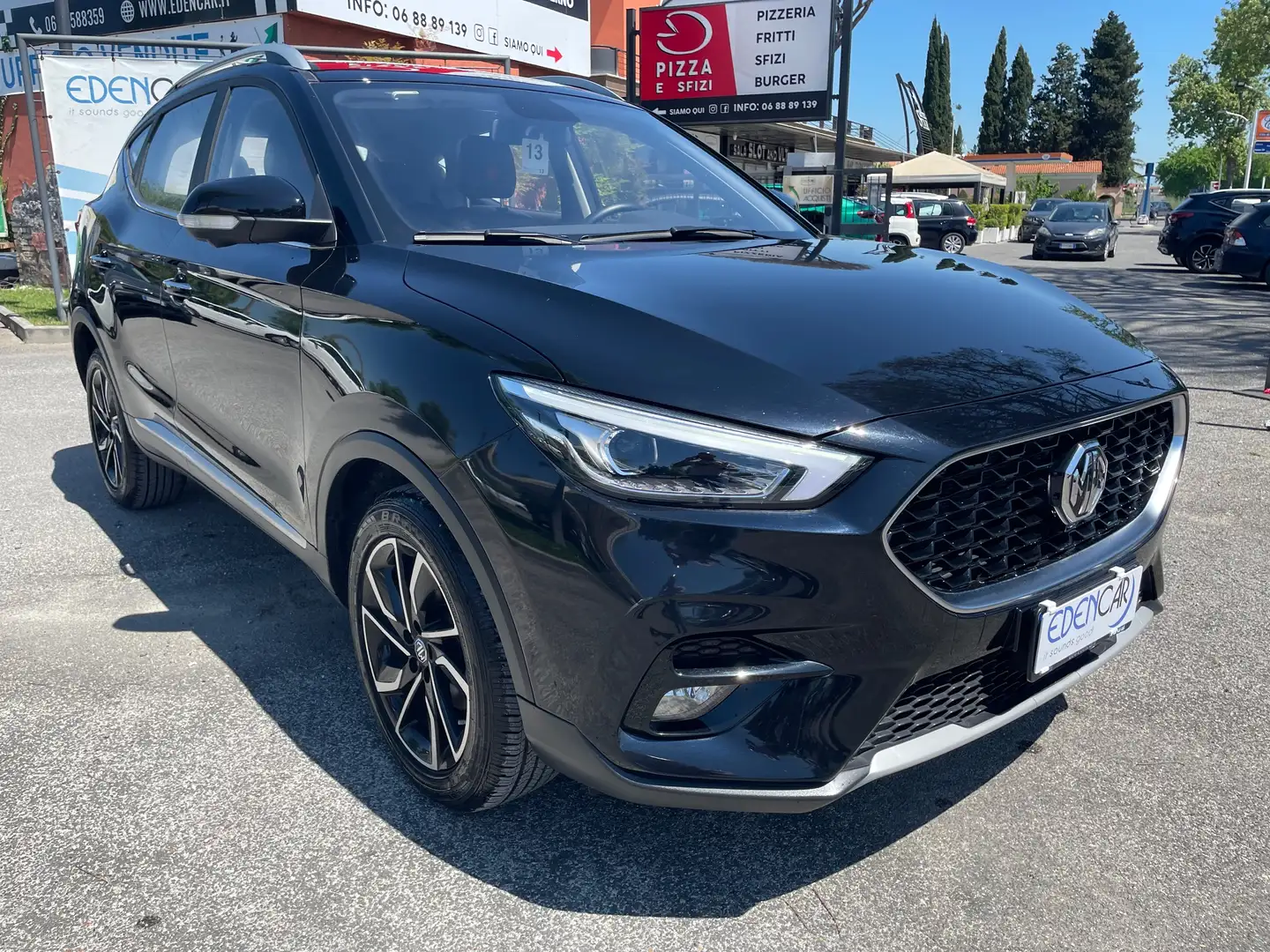 MG ZS 1.5 Luxury Negro - 1