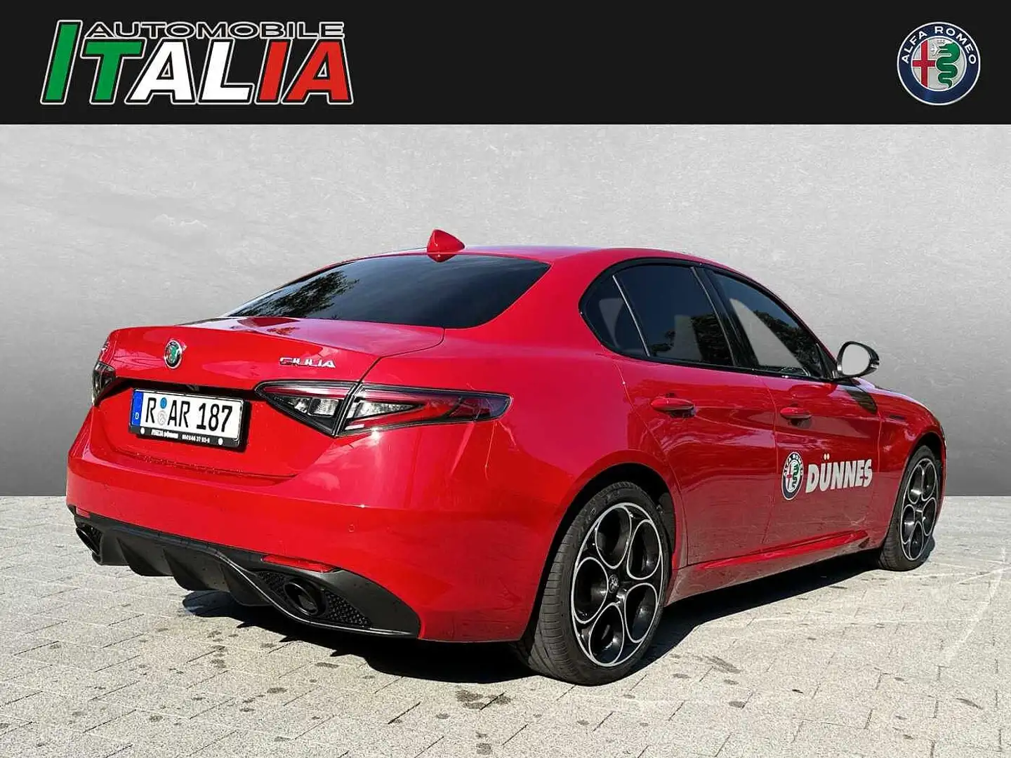 Alfa Romeo Giulia Competizione 2.0 Turbo 16V AT8-Q4 Rot - 2