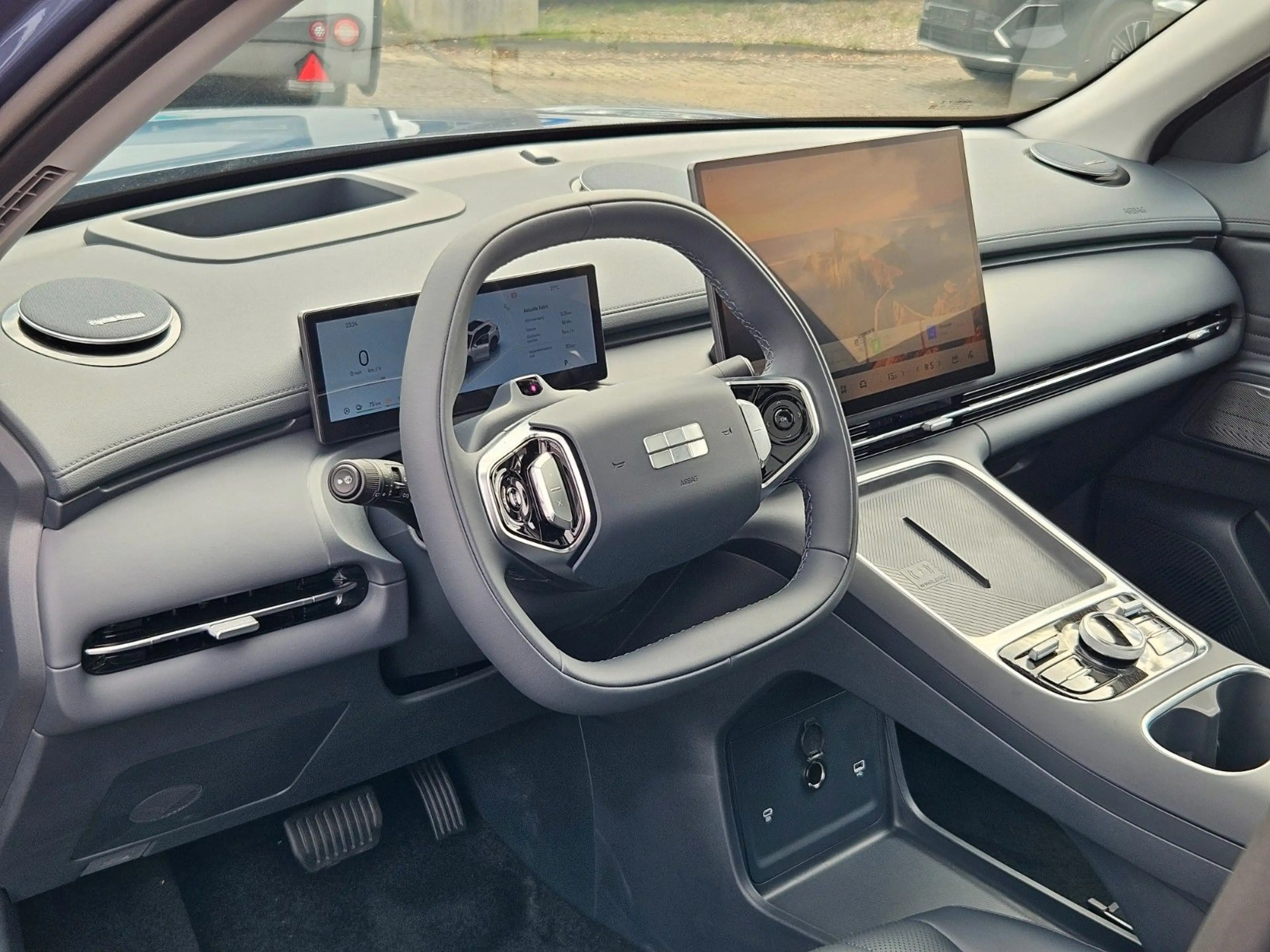 Geely Starray EM-i Max+ Massage Head-Up Panorama — photo 13