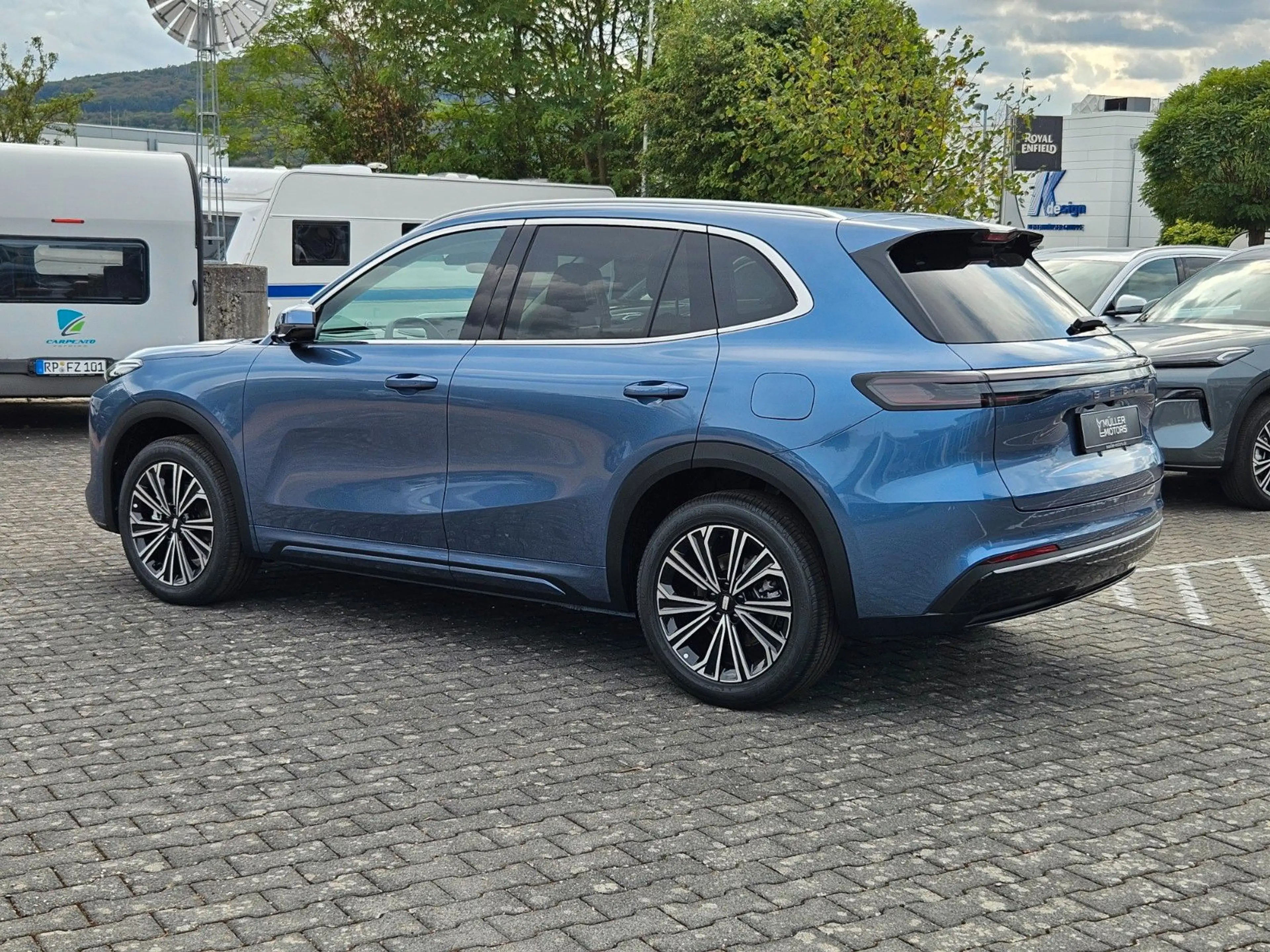 Geely Starray EM-i Max+ Massage Head-Up Panorama — photo 9