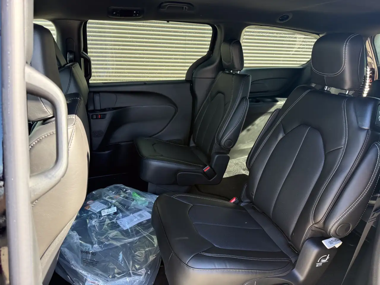 Chrysler Grand Caravan снимка Chrysler Grand Caravan