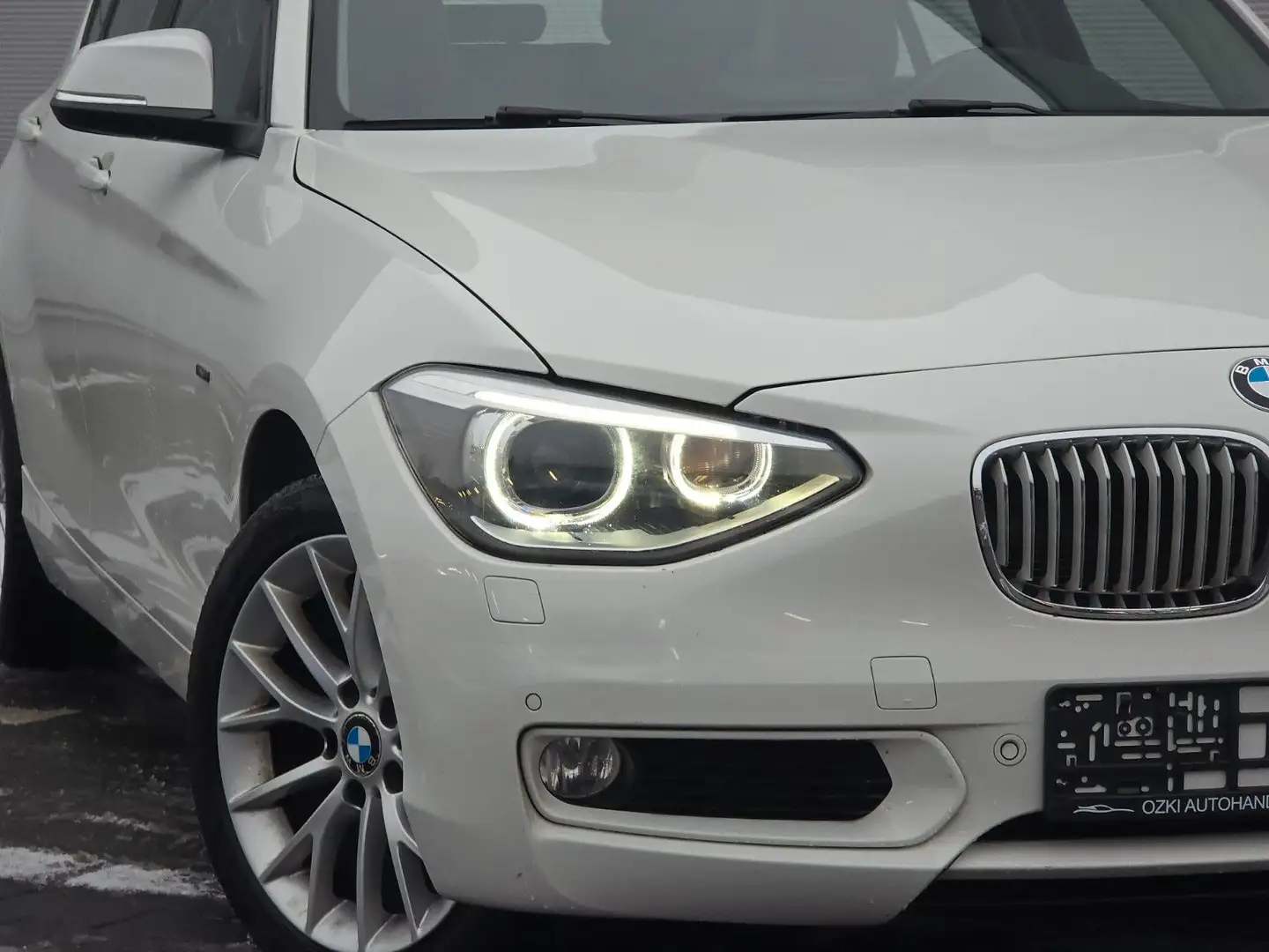 BMW 118 d Urban (Schiebedach/Navi/Memory) Weiß - 2