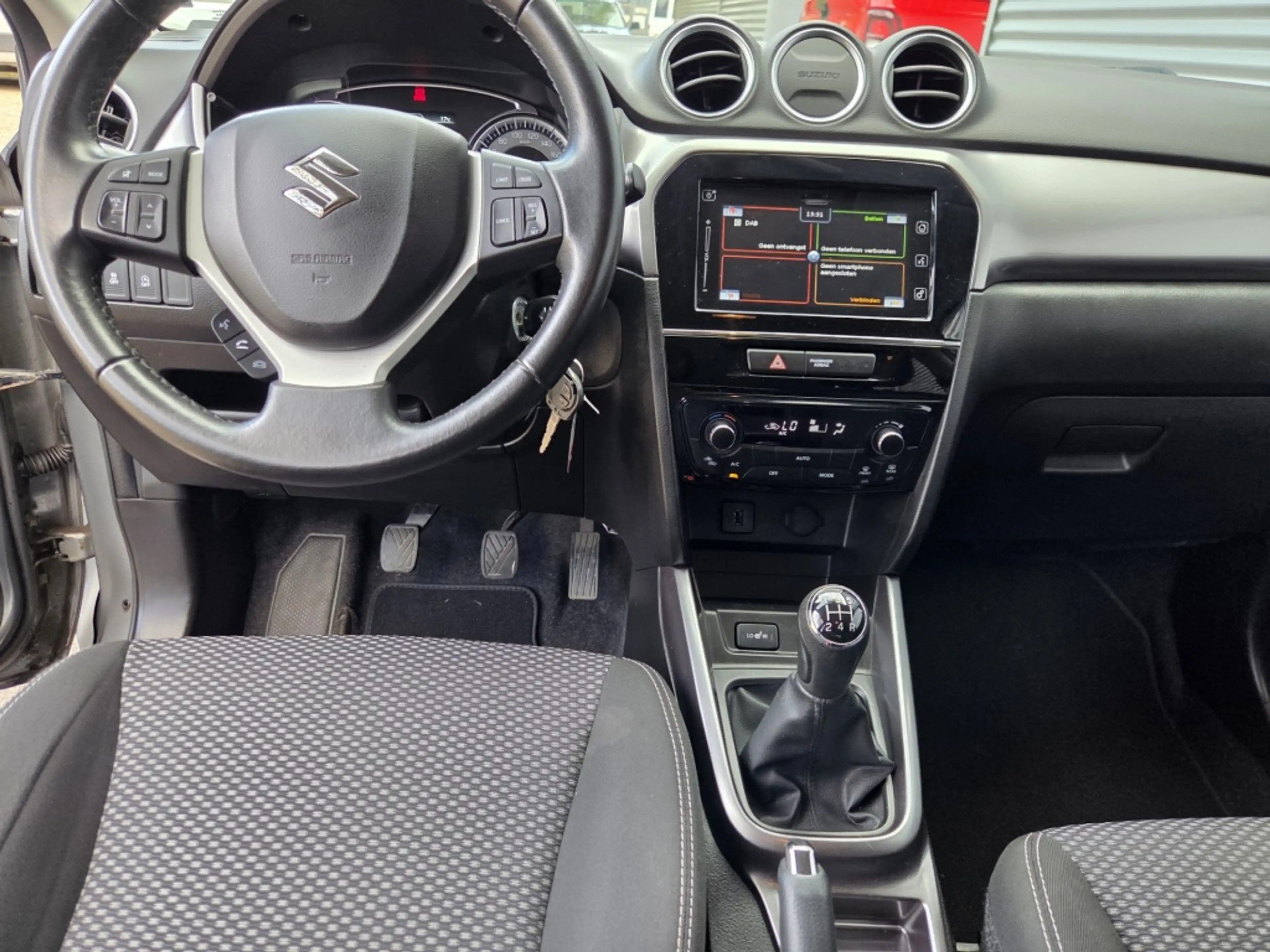 Suzuki Vitara 1.0 B.jet Select Trekhaak — photo 3