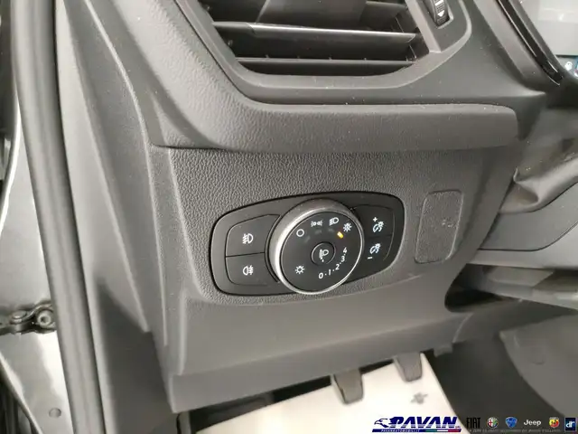 Ford Focus view 14