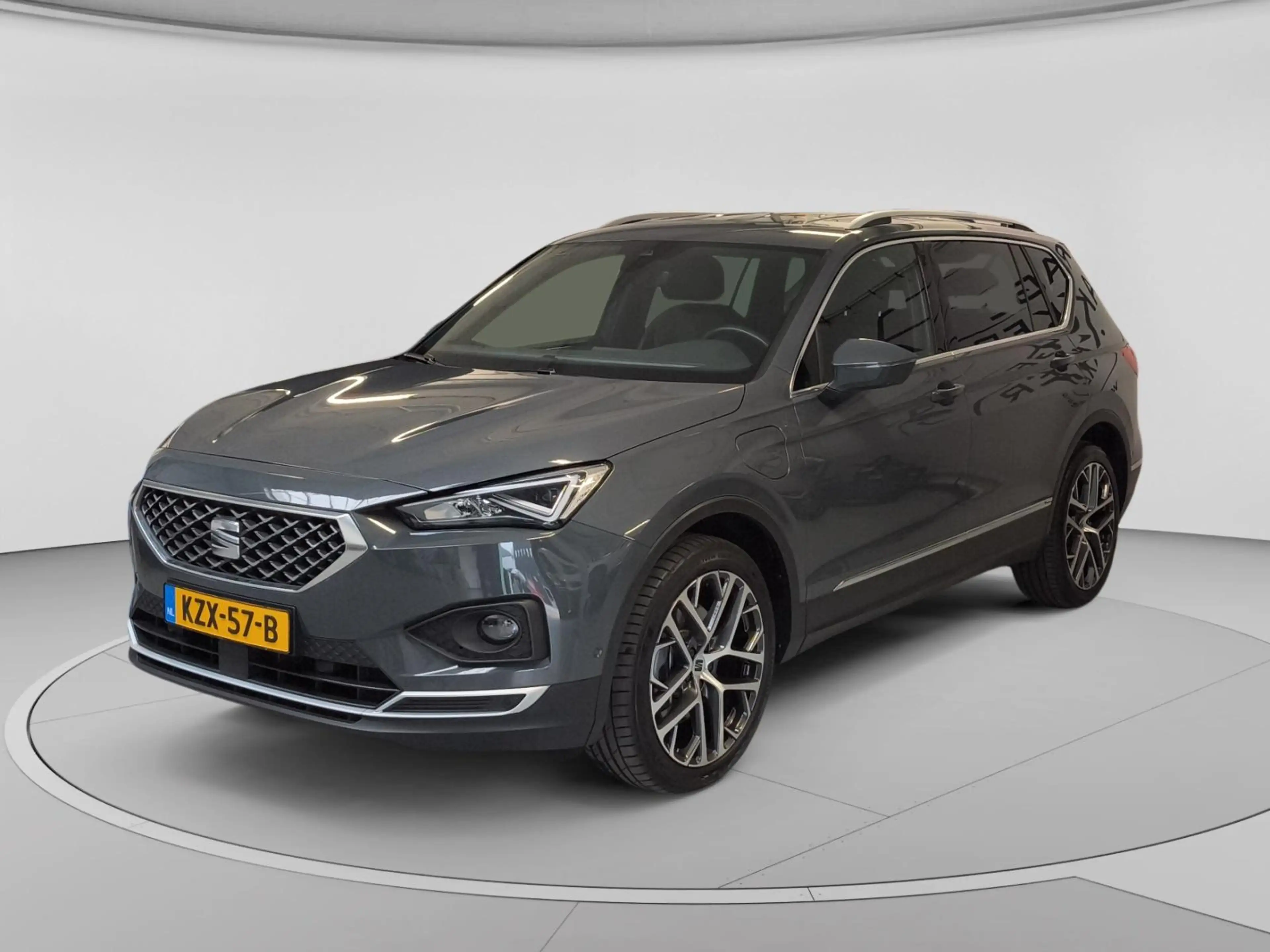 SEAT Tarraco 1.4 TSI e-Hybrid PHEV Xperience Business Intense — photo 3