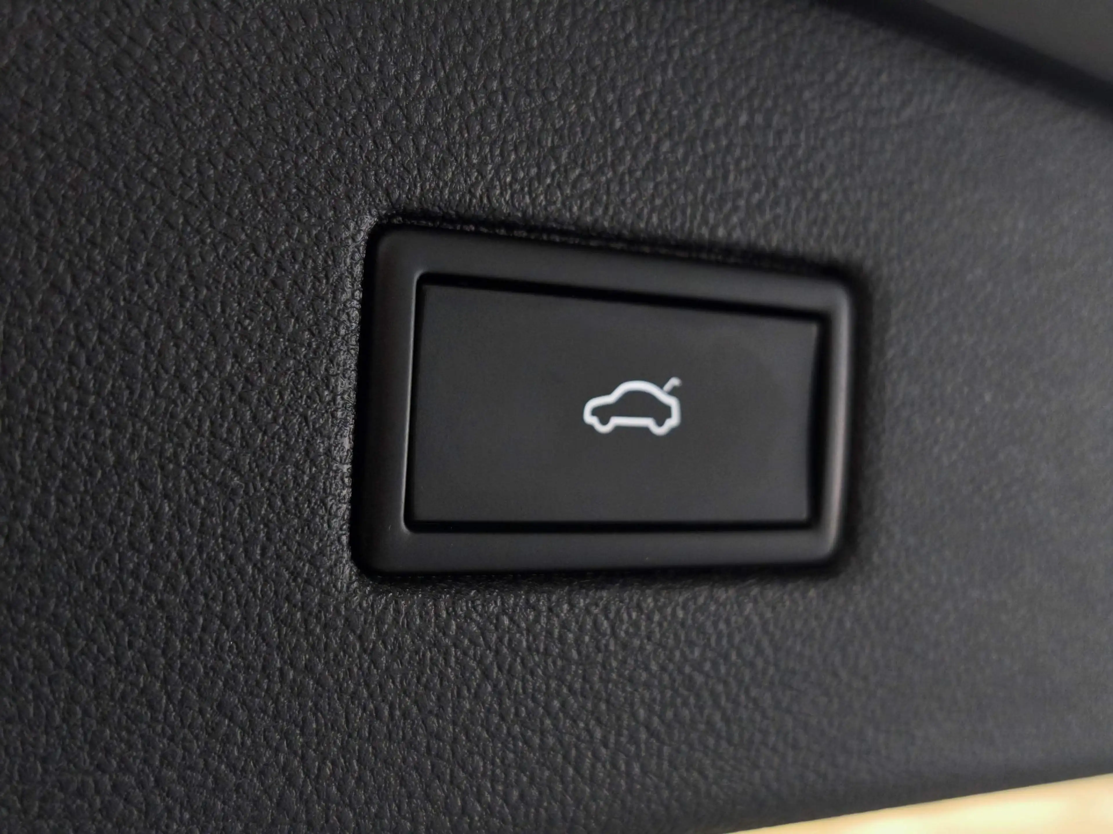 SEAT Tarraco 1.4 TSI e-Hybrid PHEV Xperience Business Intense — photo 23