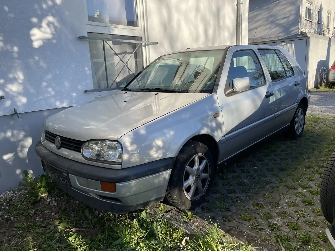 Volkswagen Golf Joker 1.6, foto 1
