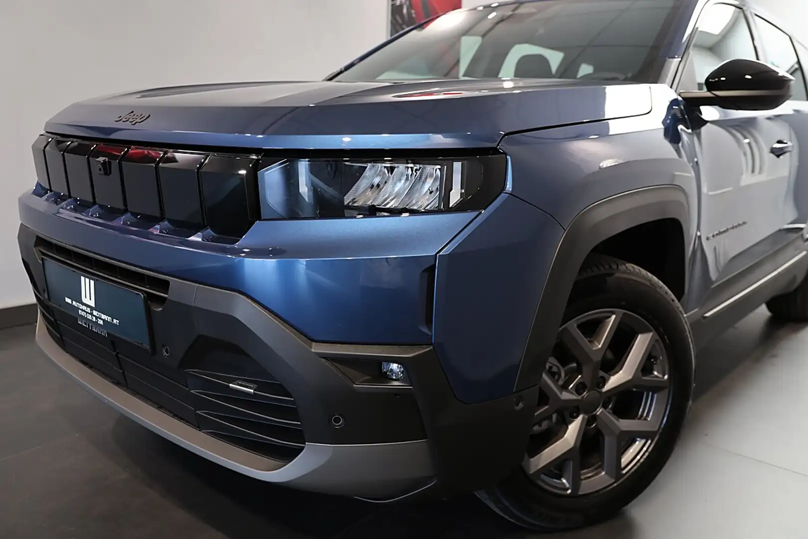 Jeep Compass 1.2 DCT6 Mild-Hybrid Altitude Blau - 2