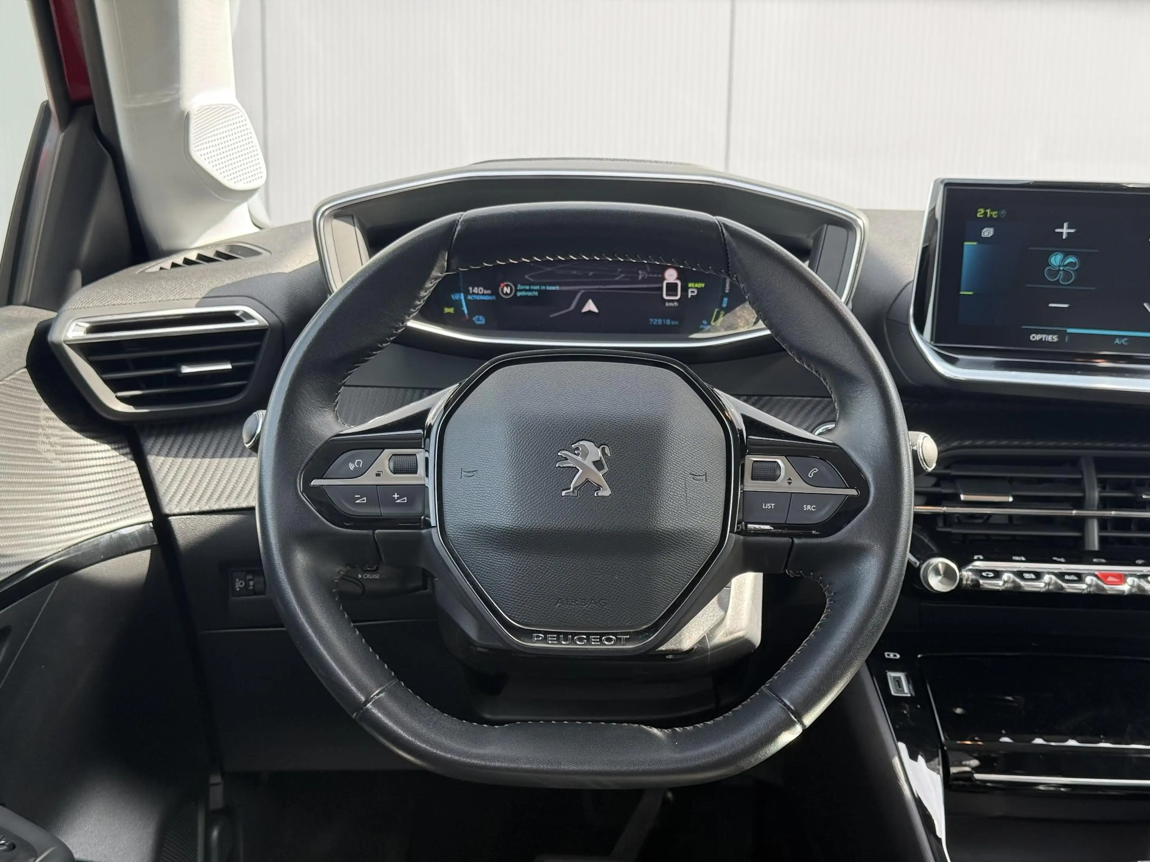 Peugeot e-208 EV Allure Pack 50 kWh | Achteruitrijcamera | Carpl — photo 15