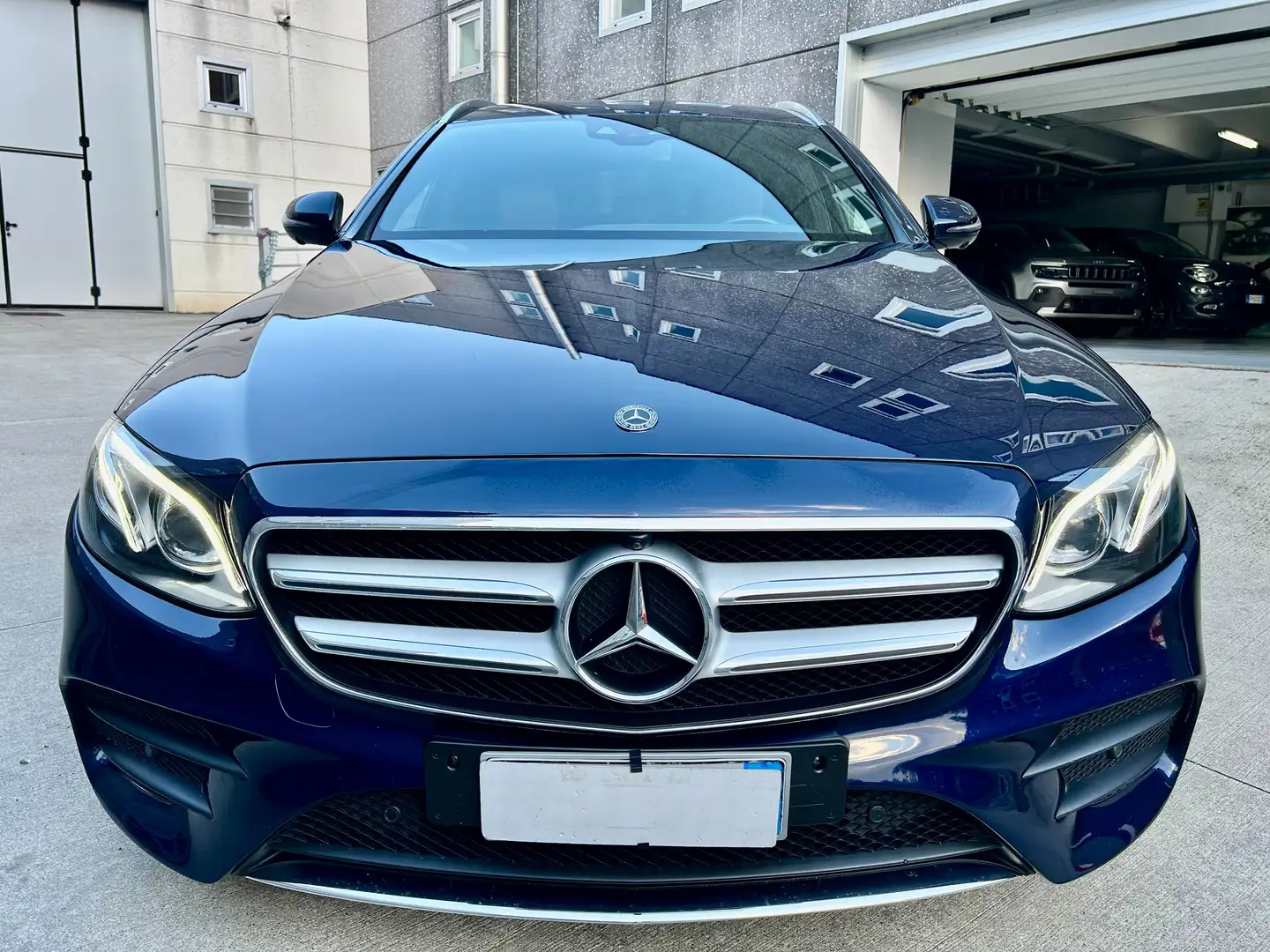 Mercedes-Benz E 400 E400d SW 4MATIC - PREMIUM PLUS AMG!! Nero - 2