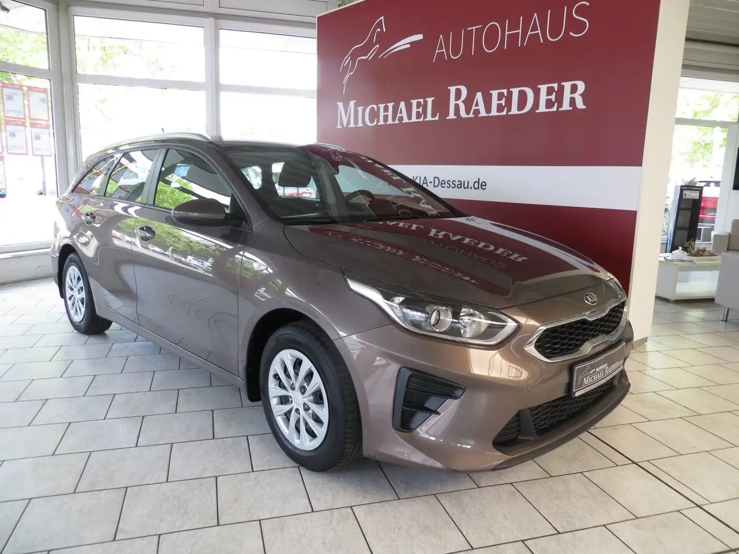 Kia Ceed / cee'd Ceed Sportswagon Braun - 2