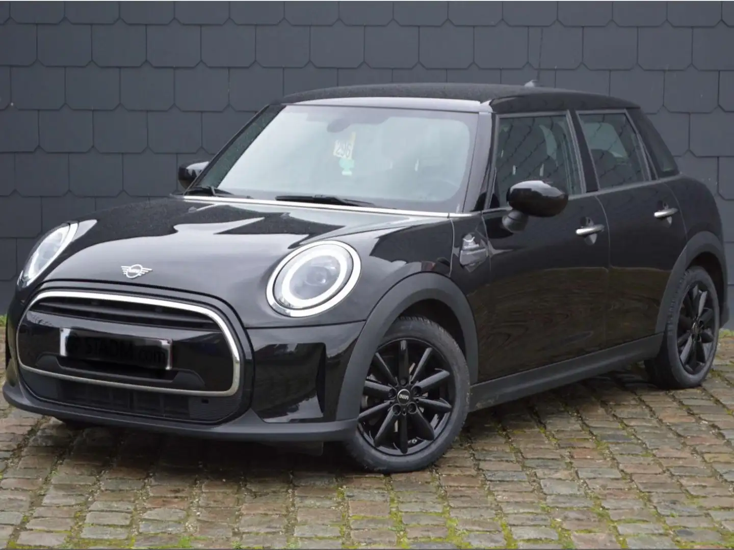 MINI One Mini 1.5i - 102  5P F55 LCI BERLINE One Business D Noir - 1