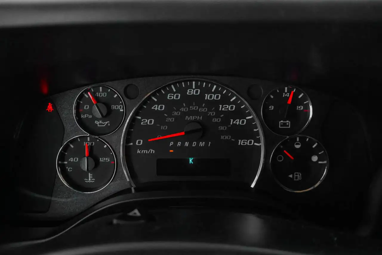GMC Savana снимка GMC Savana