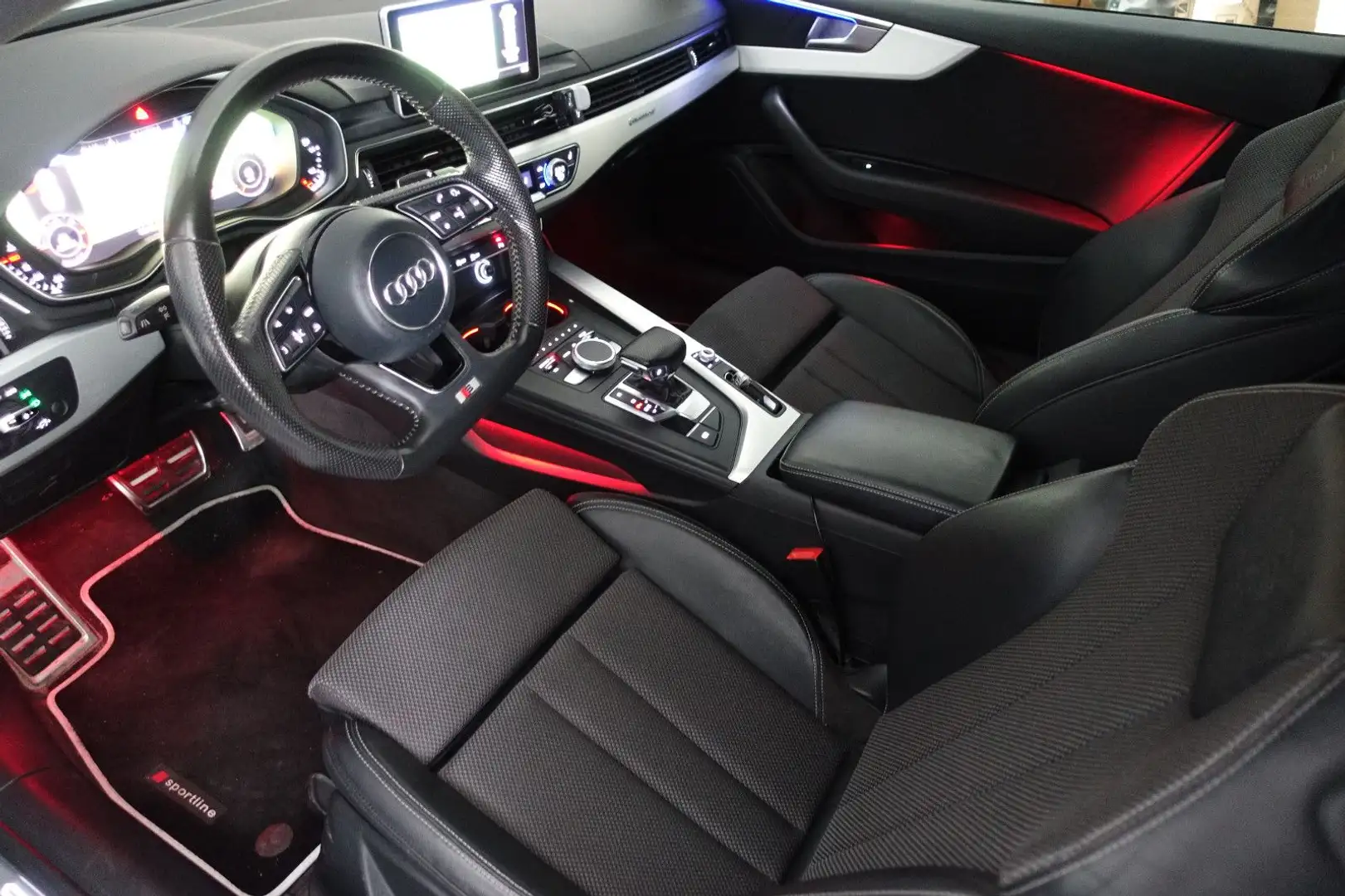 Audi A5 Coupe 2.0TDI quattro S-line Virtual AHK 20" Weiß - 2