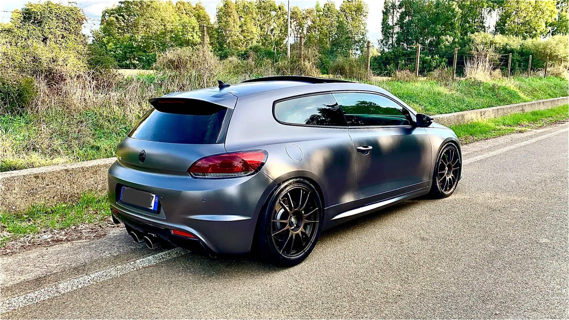 Volkswagen Scirocco 2.0 tsi R 265cv dsg Beyaz - 1