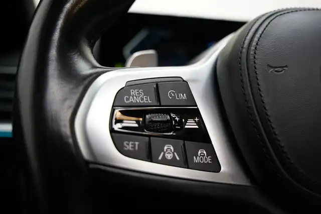 BMW 3 Series view 27