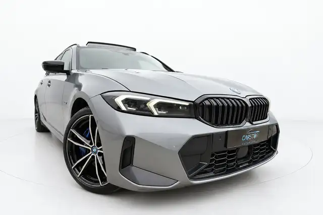 BMW 3 Series view 9