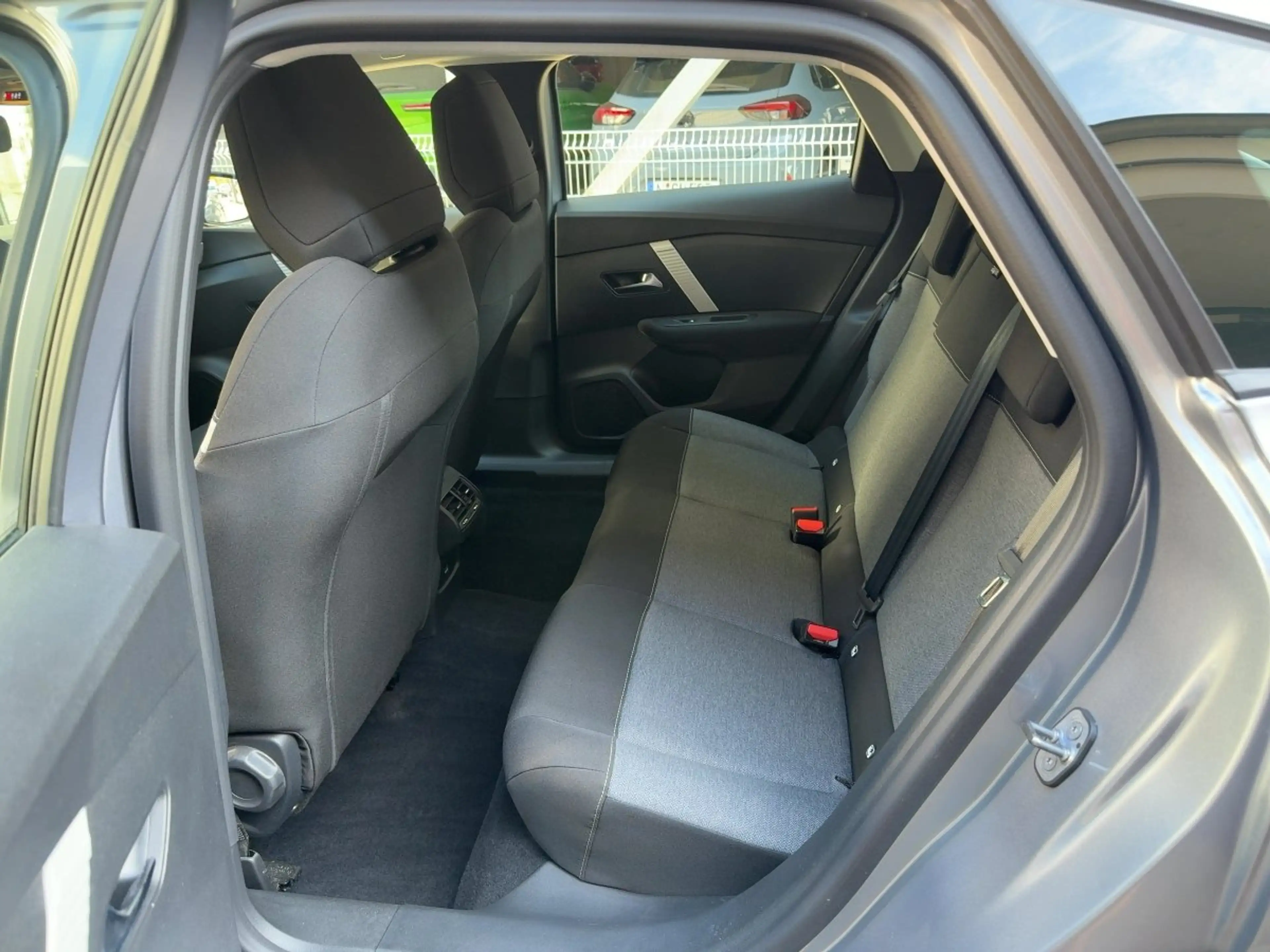 Citroen C4 1.2 PureTech 100 YOU 2xKlima+Kam.+KlimaA+PDC — photo 10