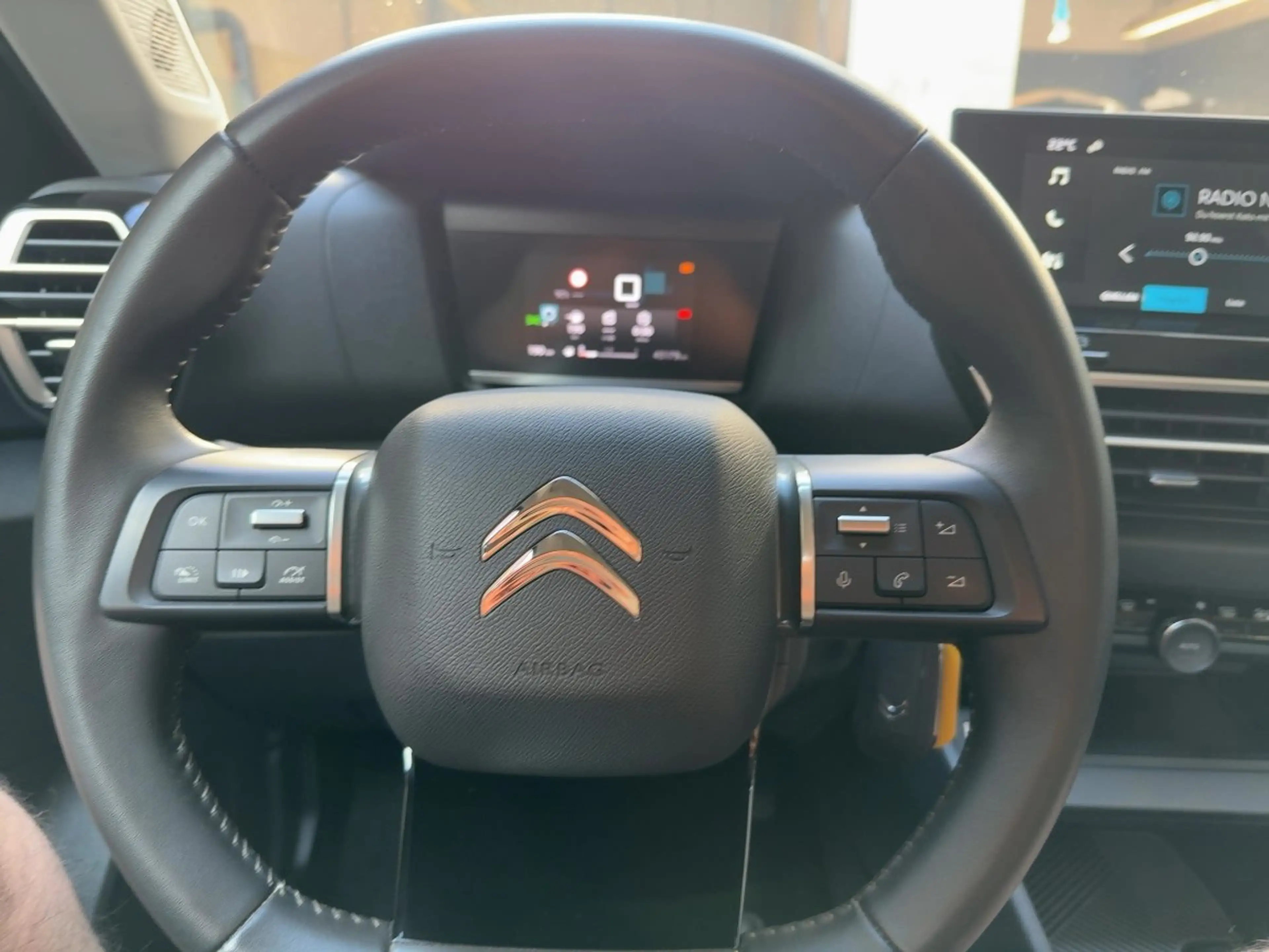 Citroen C4 1.2 PureTech 100 YOU 2xKlima+Kam.+KlimaA+PDC — photo 12