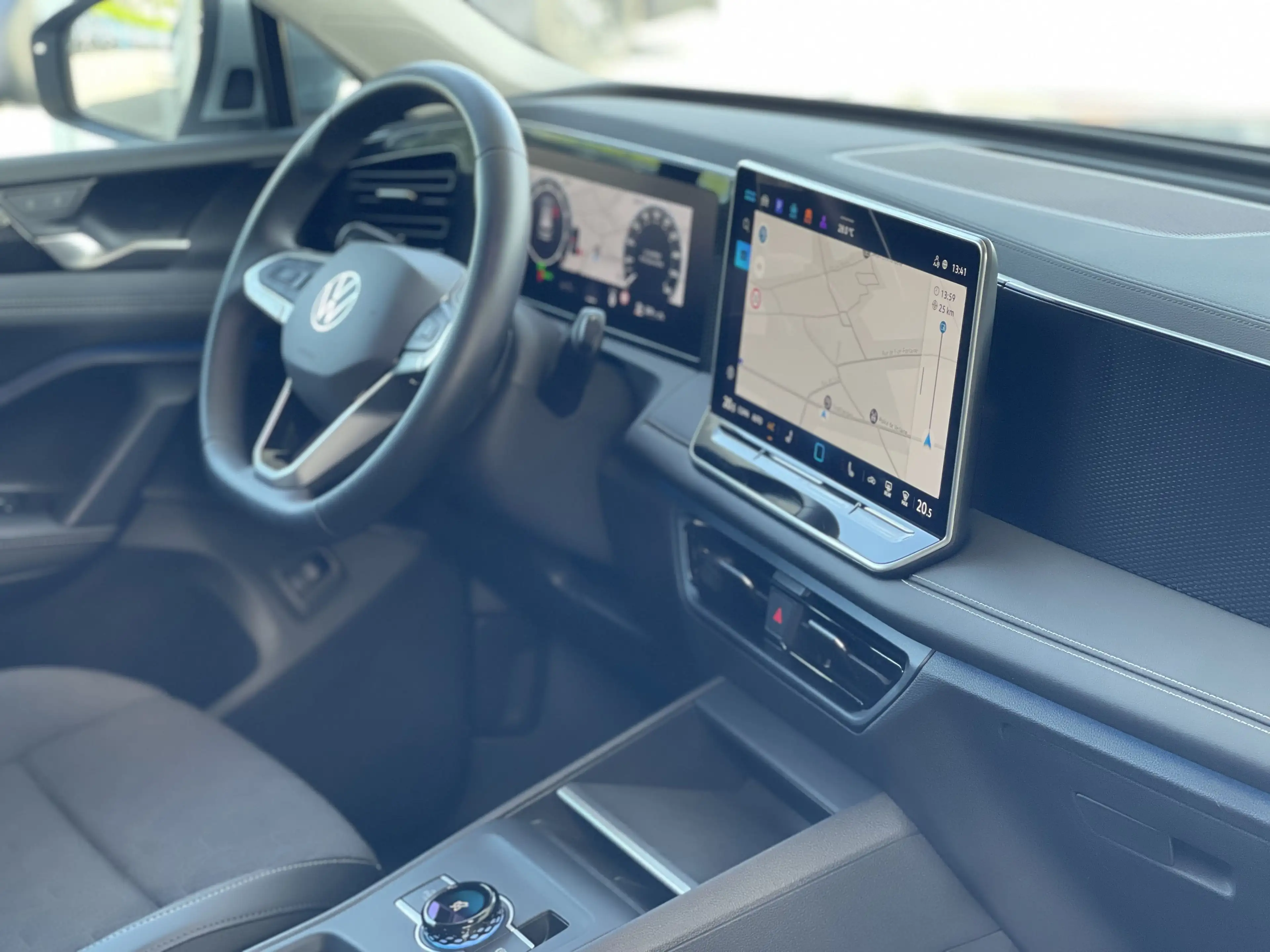 Volkswagen Tiguan 1.5 eTSI mHEV *** GARANTIE + GPS + COCKPIT + LED *** — photo 13