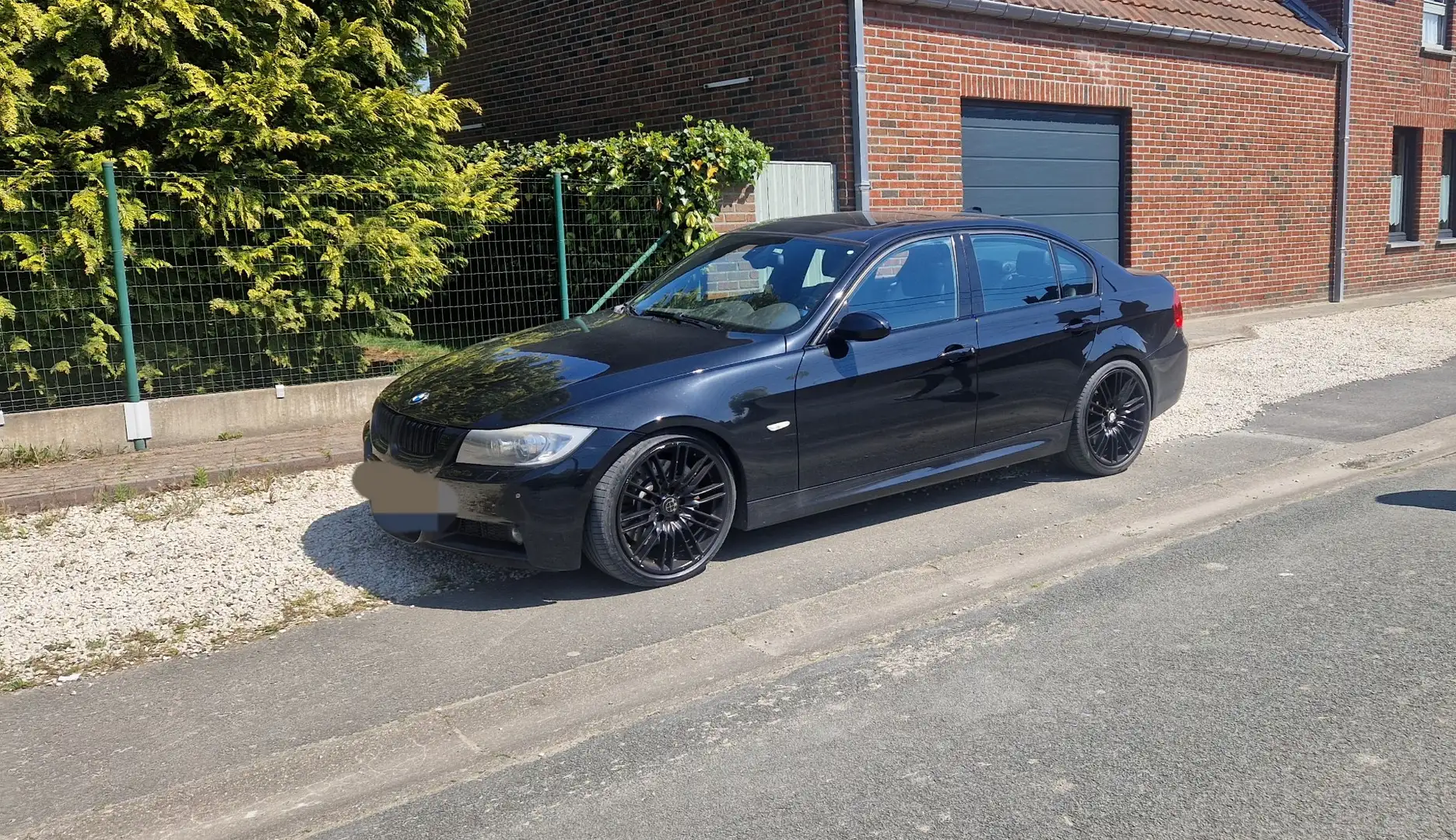 BMW 335 335i - 1