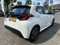 Toyota Yaris 1.5 HYBRID DYNAMIC LED-PAKKET 16"LM-VELGEN ALL-SEA Wit - thumbnail 2