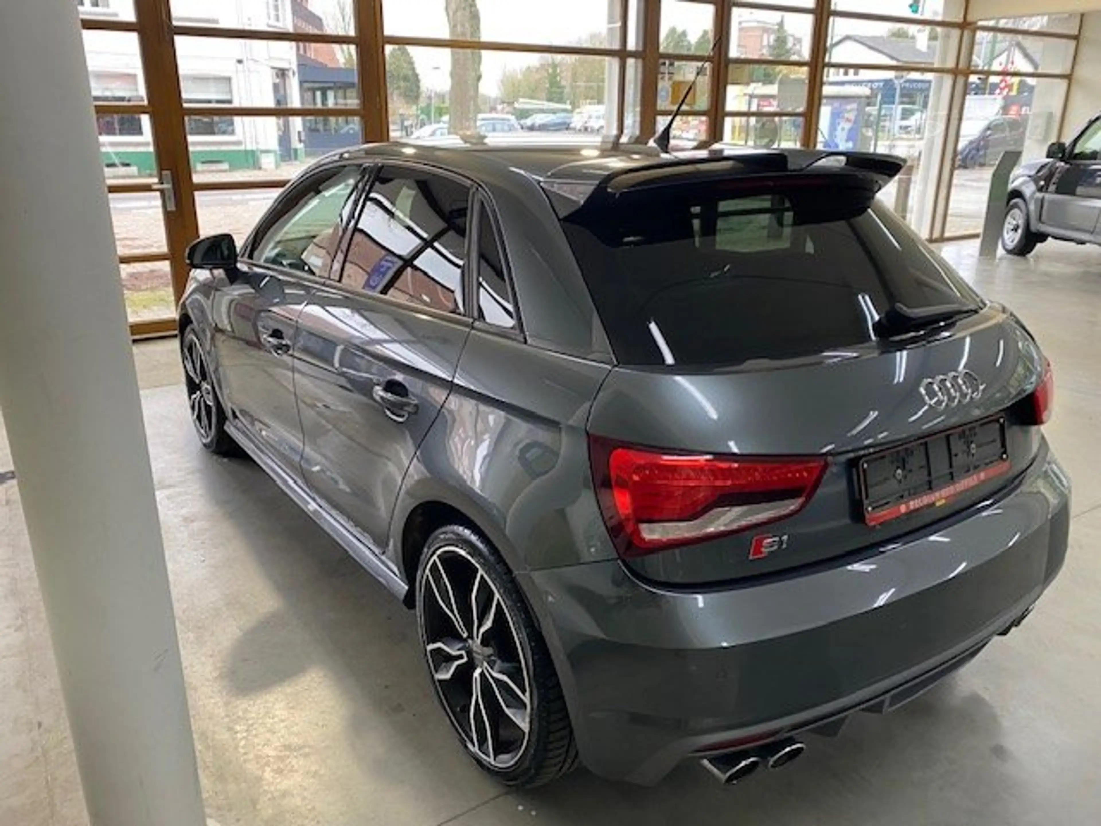 Audi S1 S1 Sportback 2.0 TFSI — photo 3