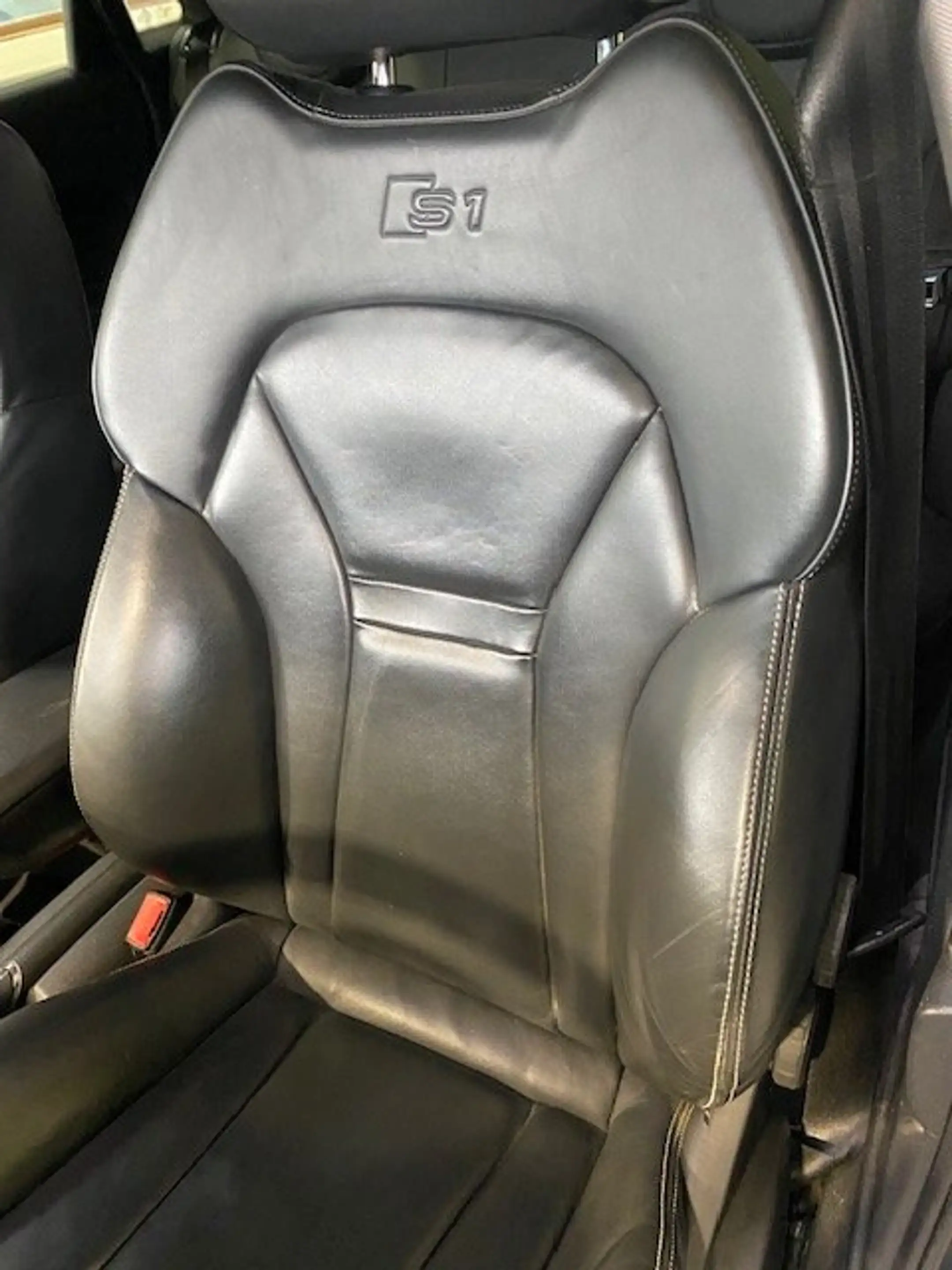 Audi S1 S1 Sportback 2.0 TFSI — photo 8