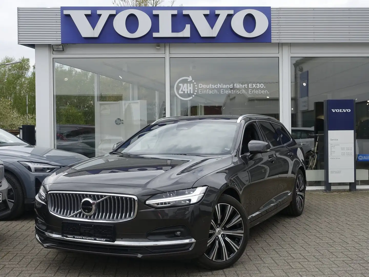 Volvo V90 B4 Ultimate/Bright/Pano/360°/BLIS/H&K/HeadUP Grey - 1