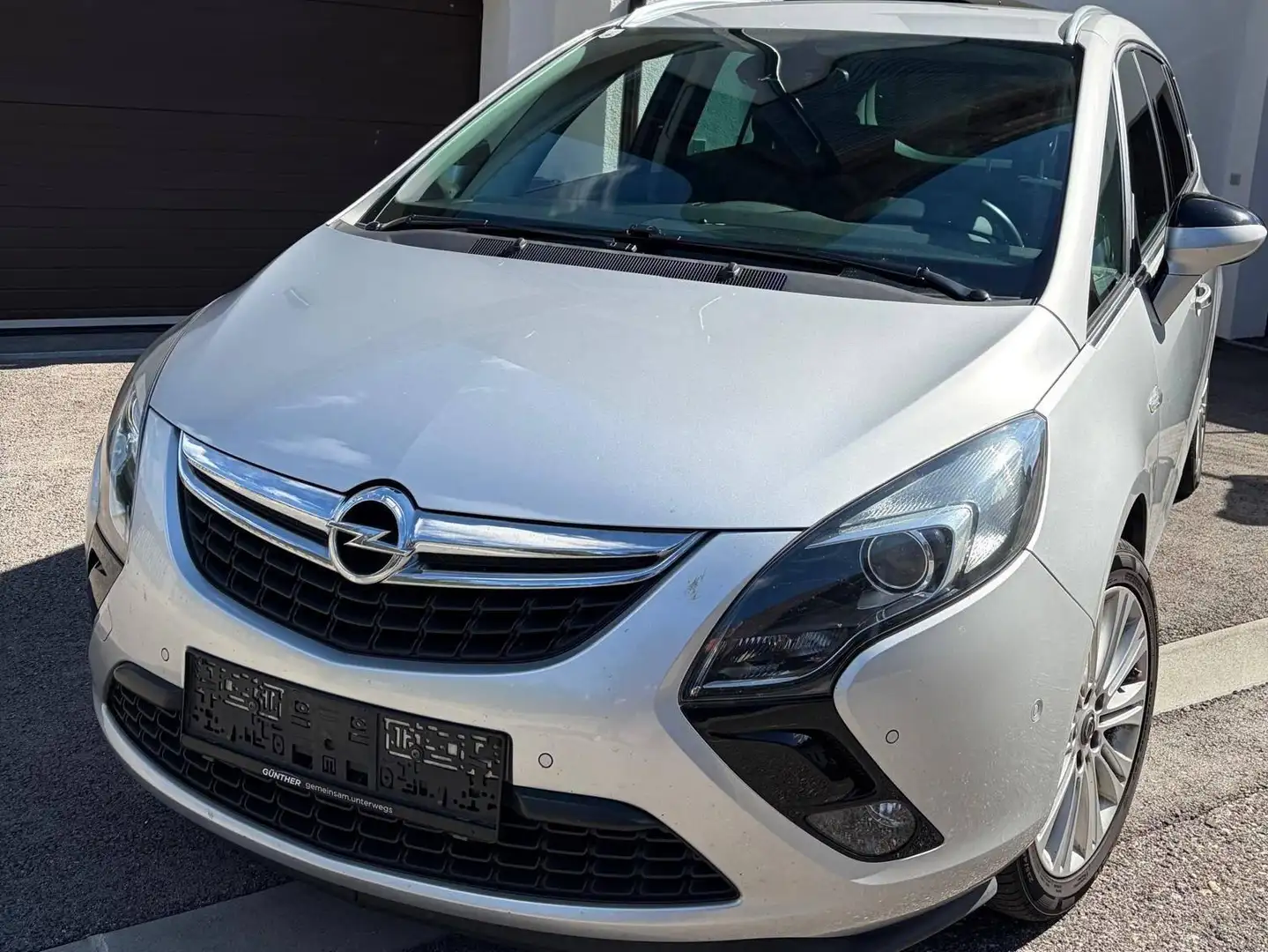 Opel Zafira Tourer Zafira Tourer 2,0 CDTI Ecotec Cosmo Cosmo Grau - 2