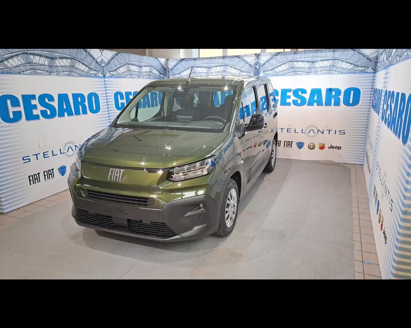 Fiat Doblo Passo Corto 1.5 d Doblo 100cv Zelená - 2