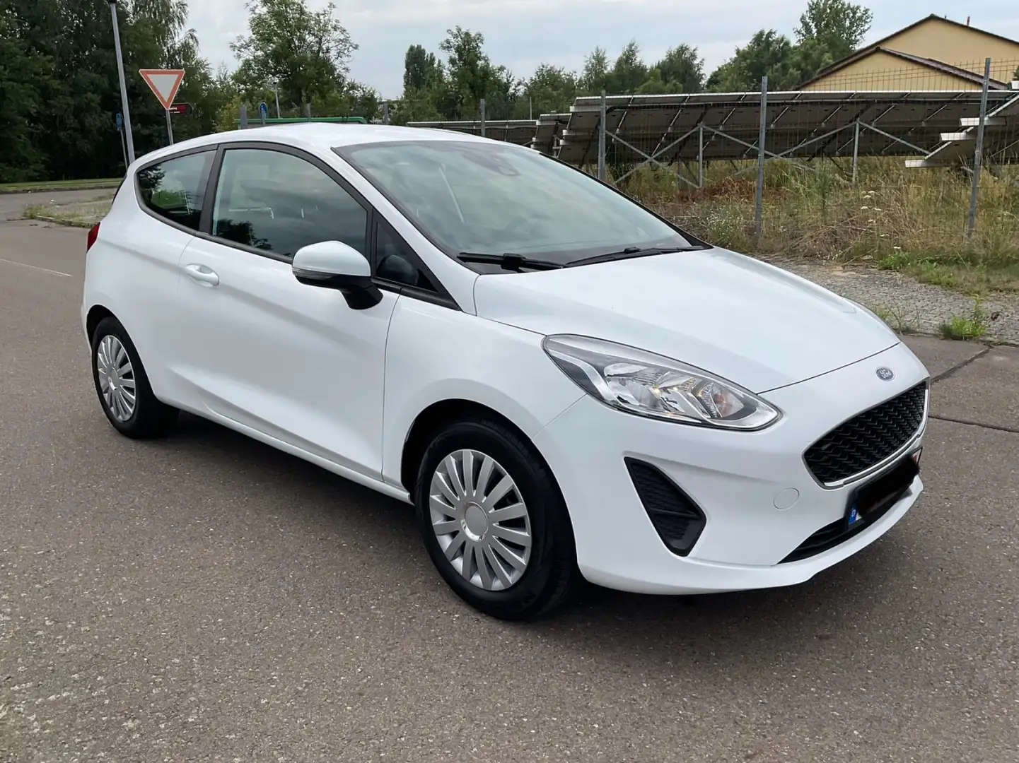 Ford Fiesta Trend Weiß - 2