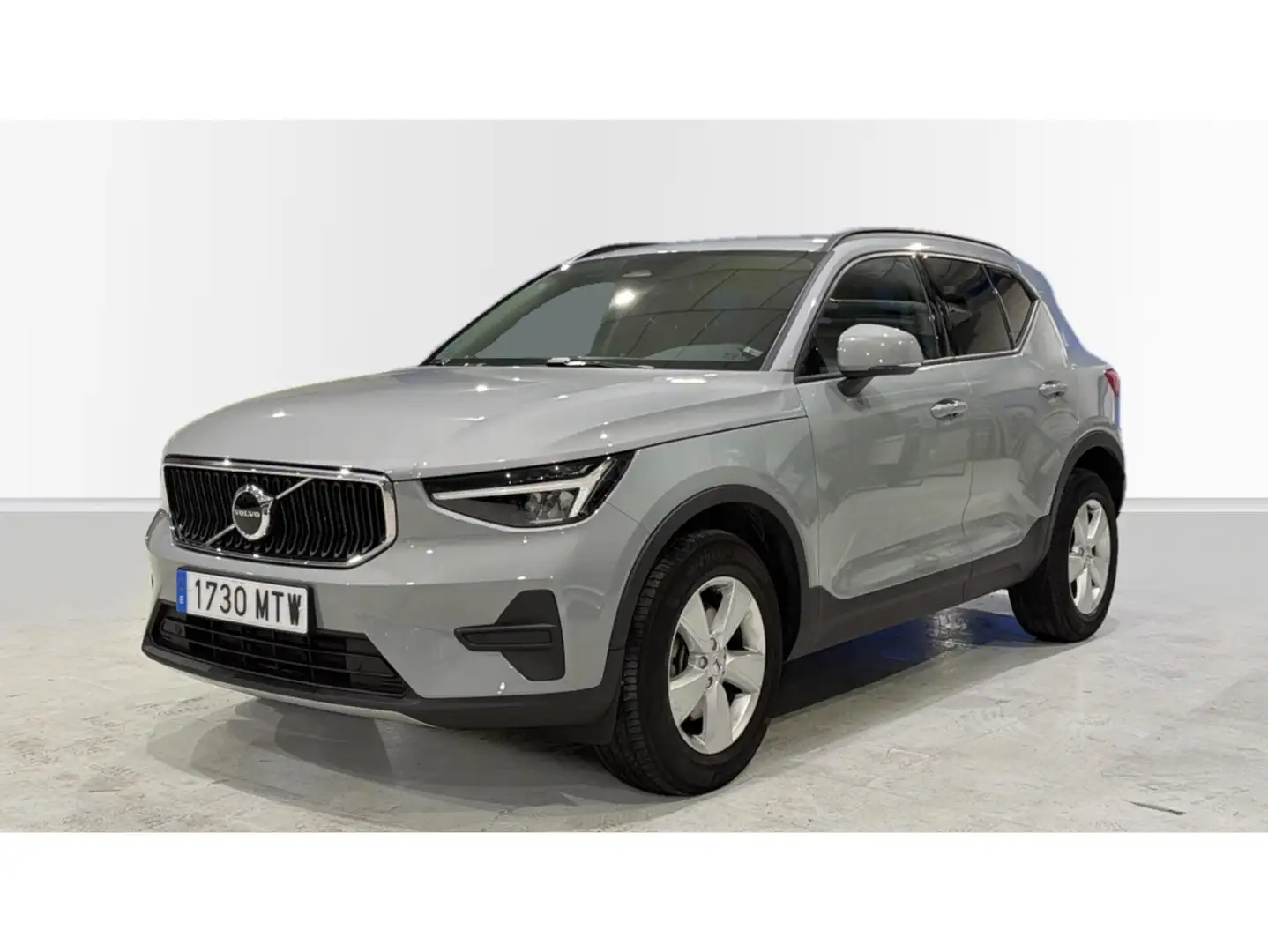 Volvo XC40 B3 Essential Aut. Gris - 1