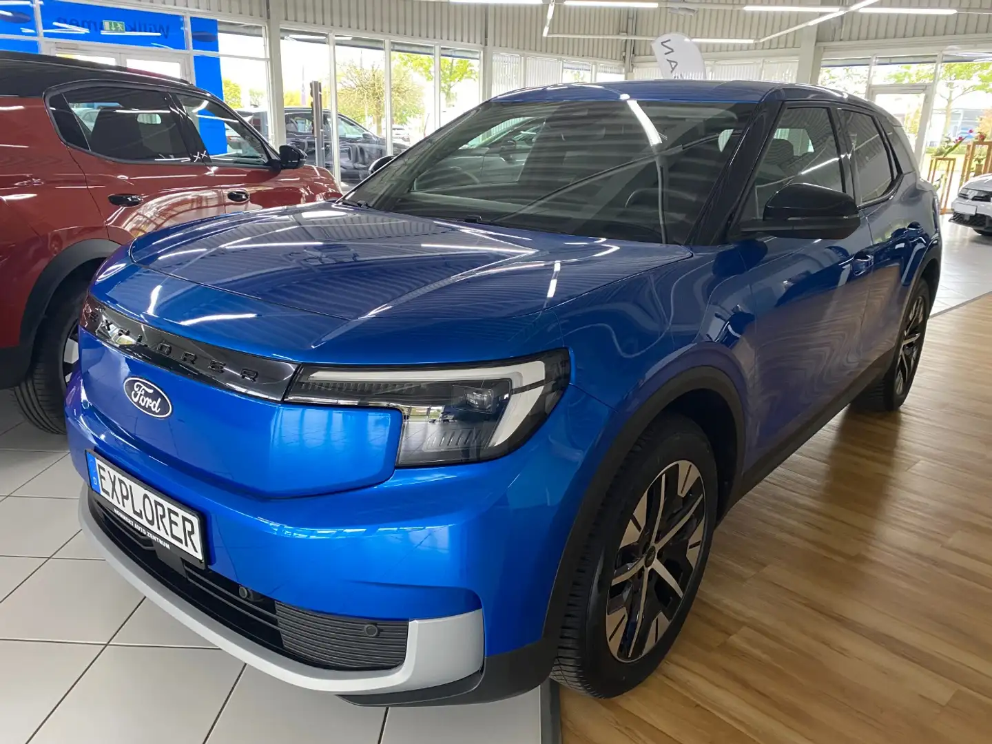 Ford Explorer RWD (Extended Range 77KWh) ACC+LED+Navi Blauw - 2