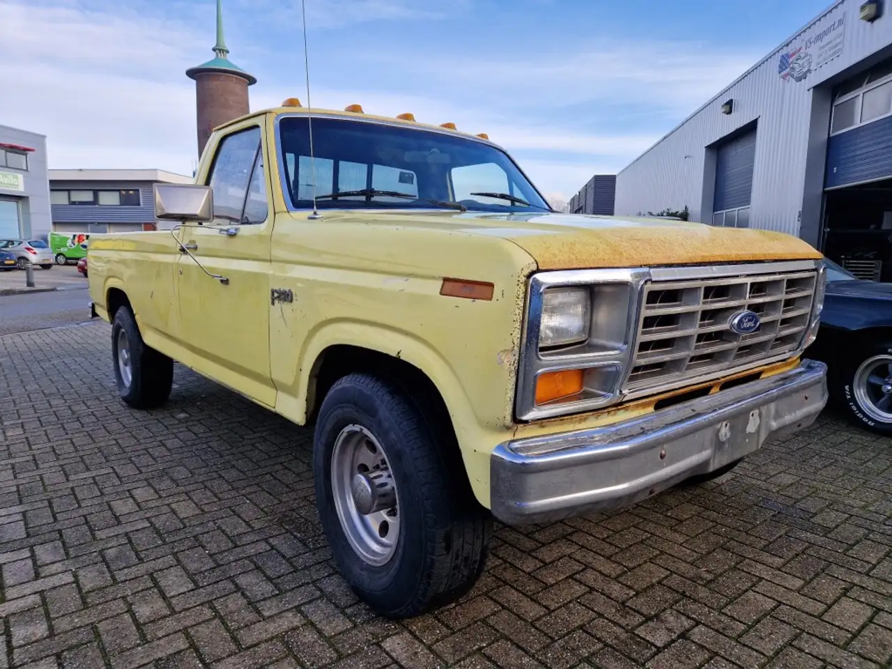 Ford oldtimers 1947-1993 trucks and cars, foto 7